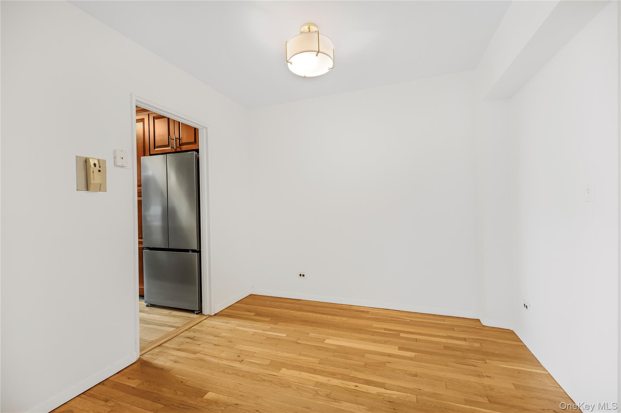 525 W 235th Street 6e Property Photo 10