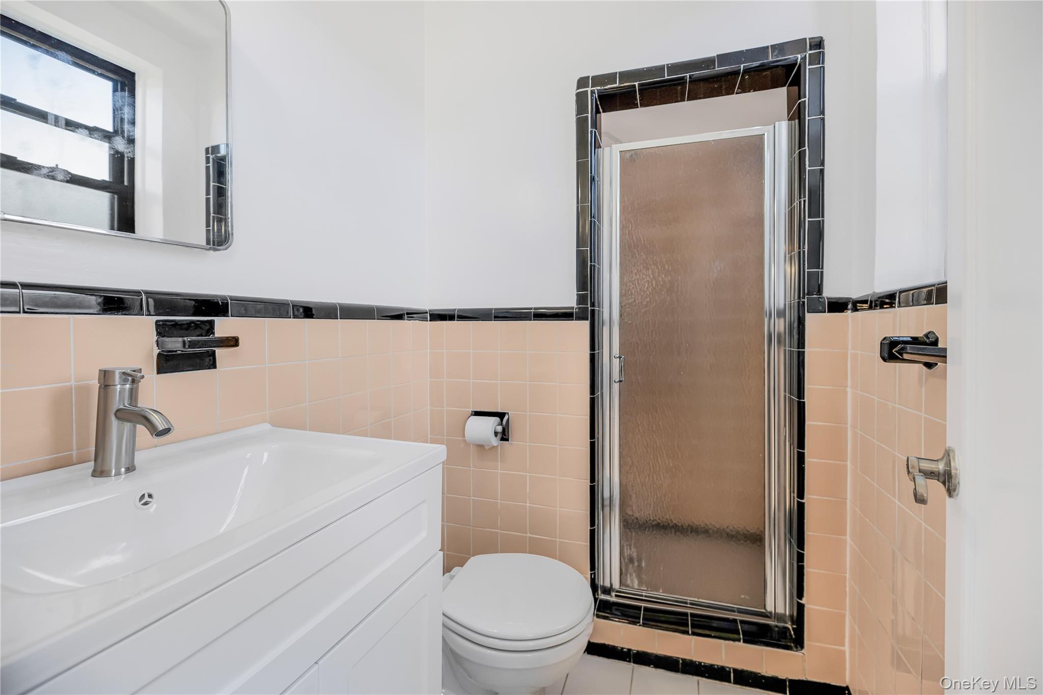 525 W 235th Street 6e Property Photo 17