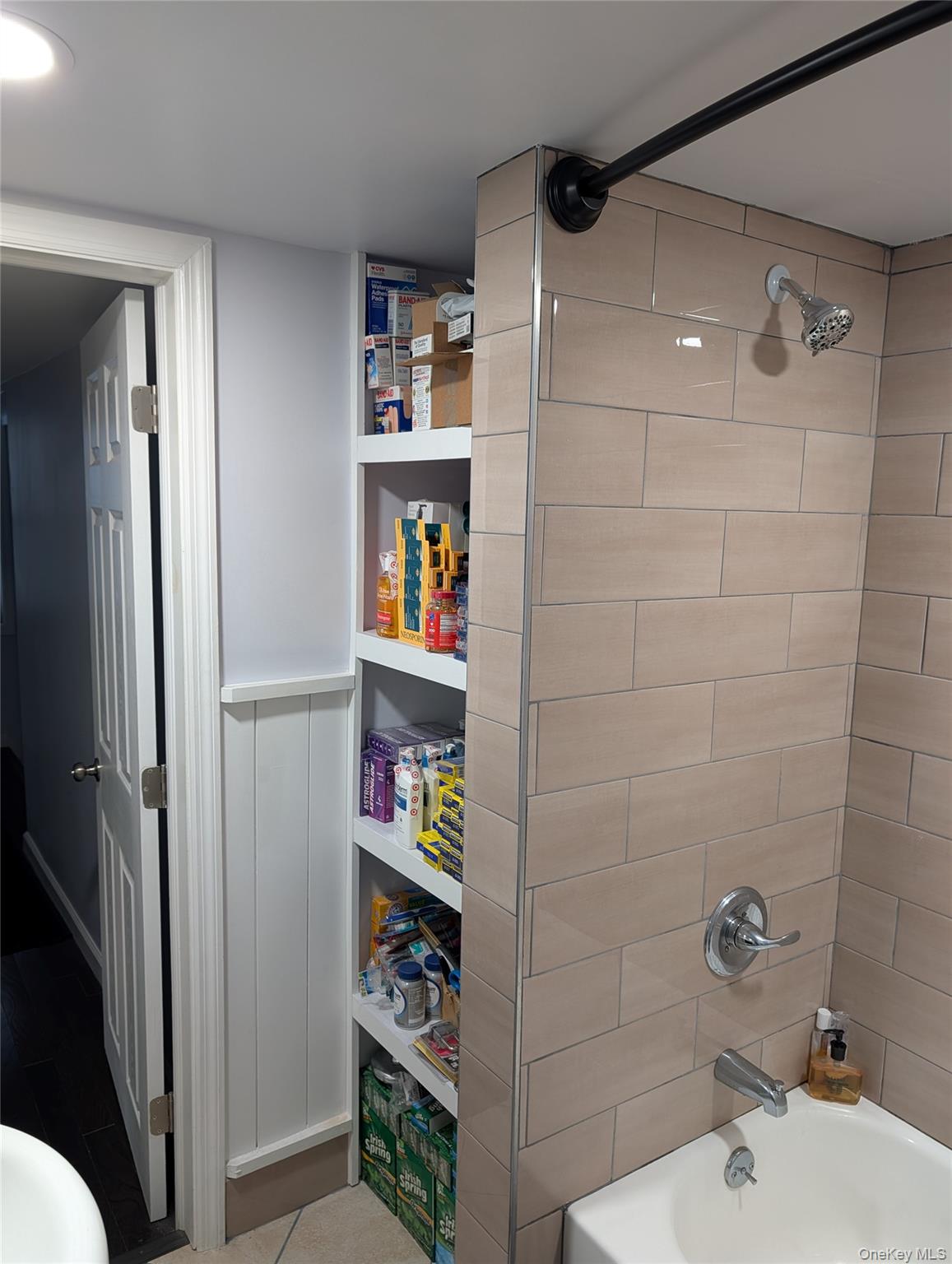 138 Ball Street Property Photo 27