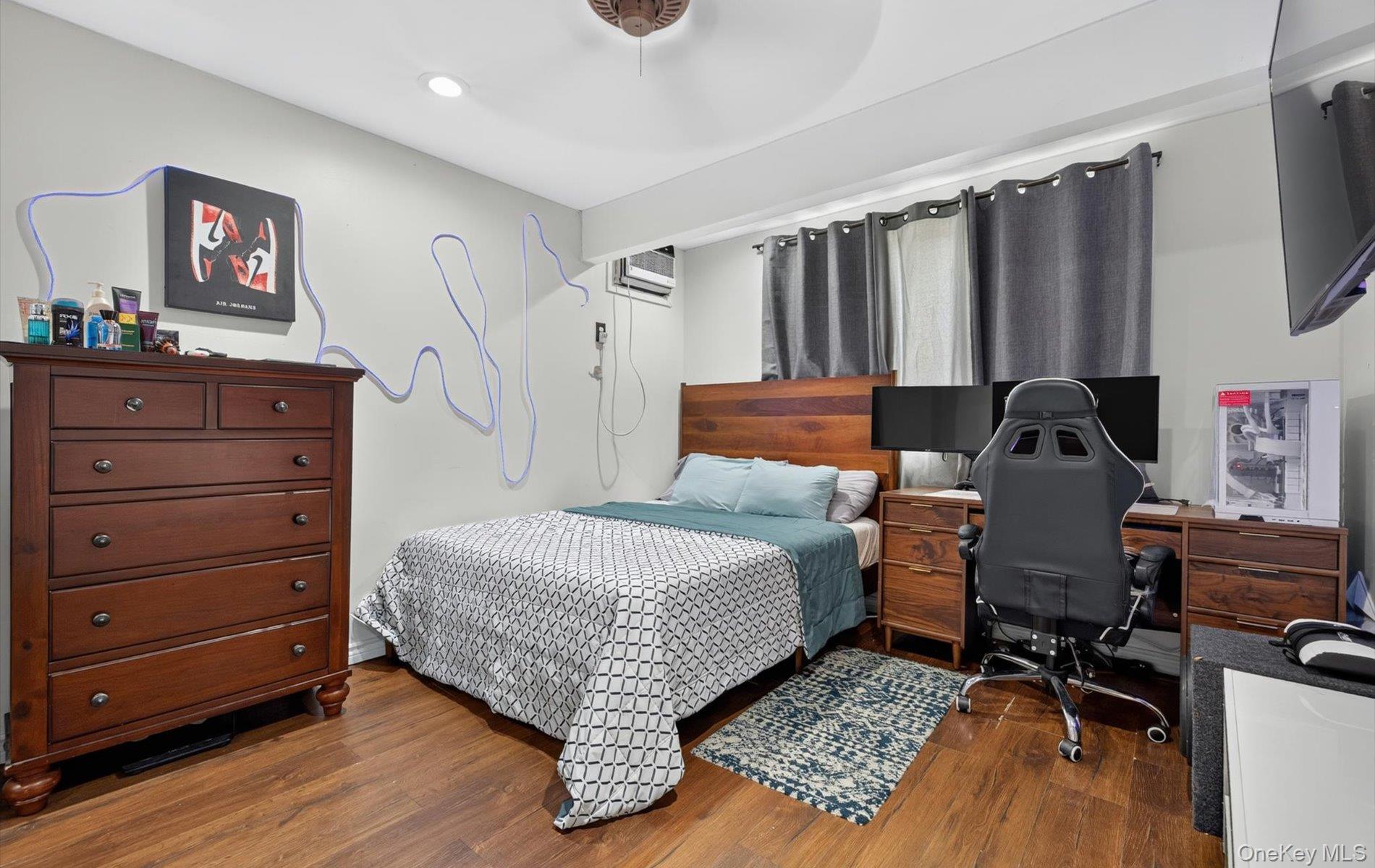 5 Long Lane Property Photo 15