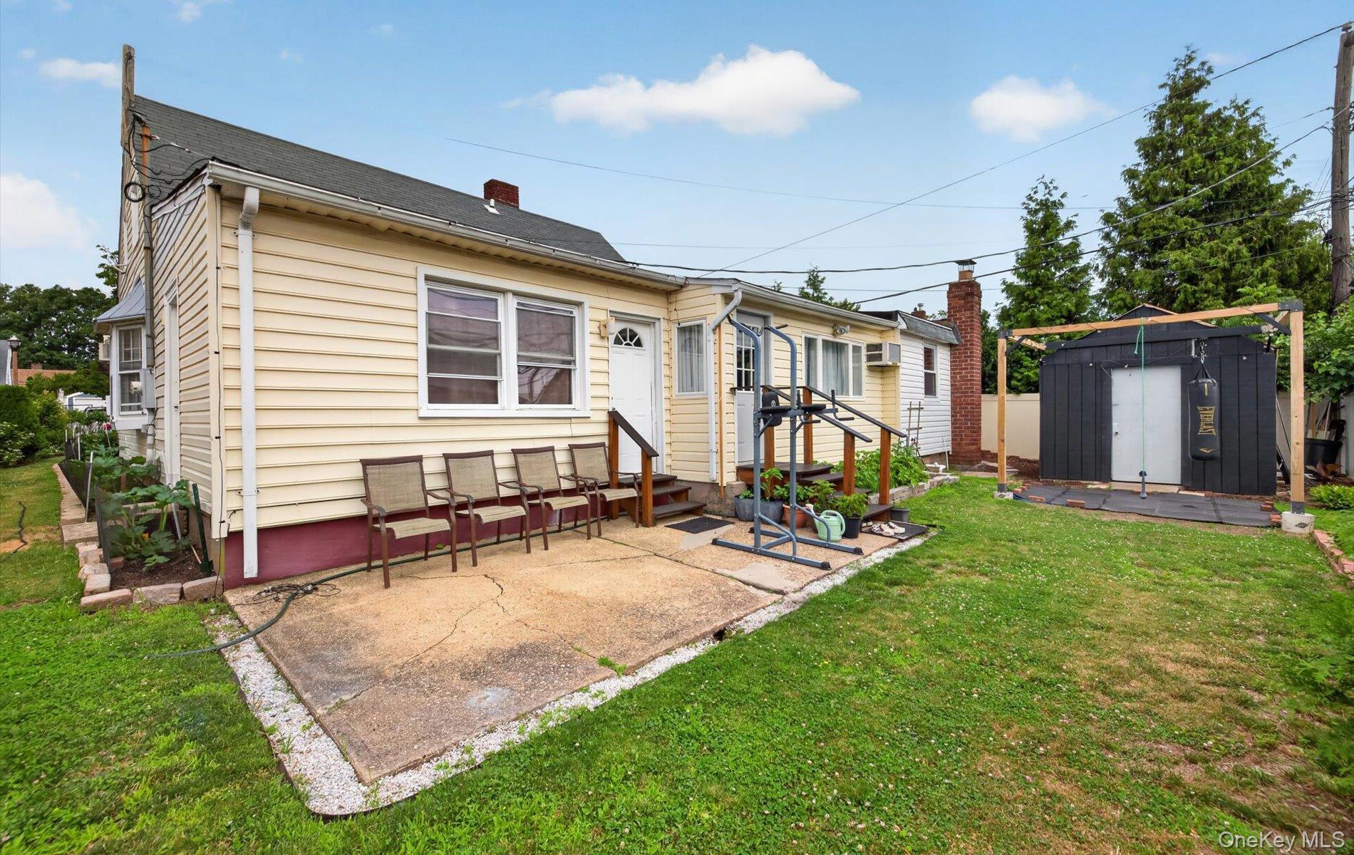 5 Long Lane Property Photo 21