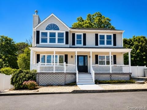 112 Shore Drive Property Photo 4