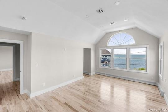 112 Shore Drive Property Photo 10