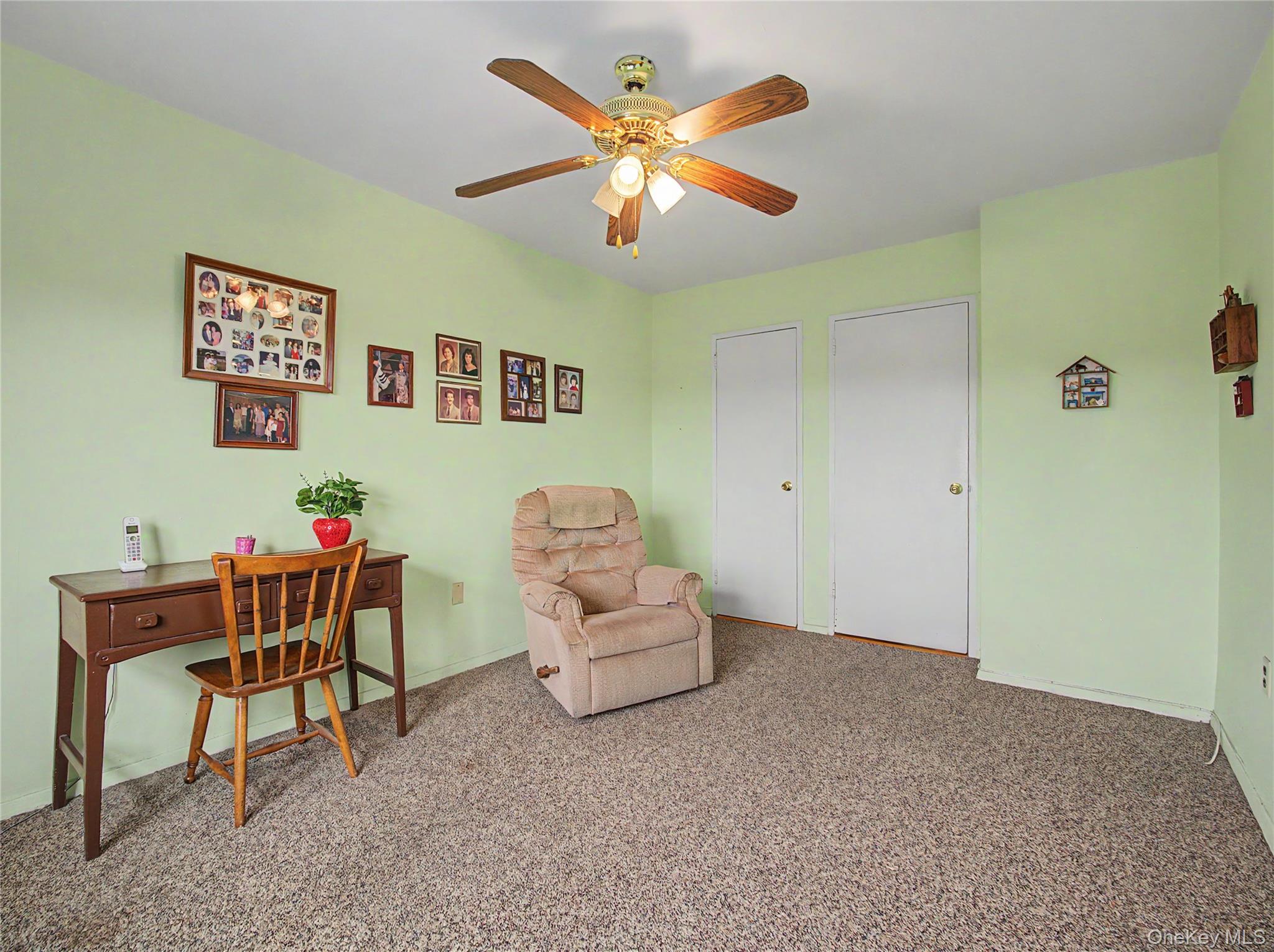 11 Balint 551 Property Photo 21