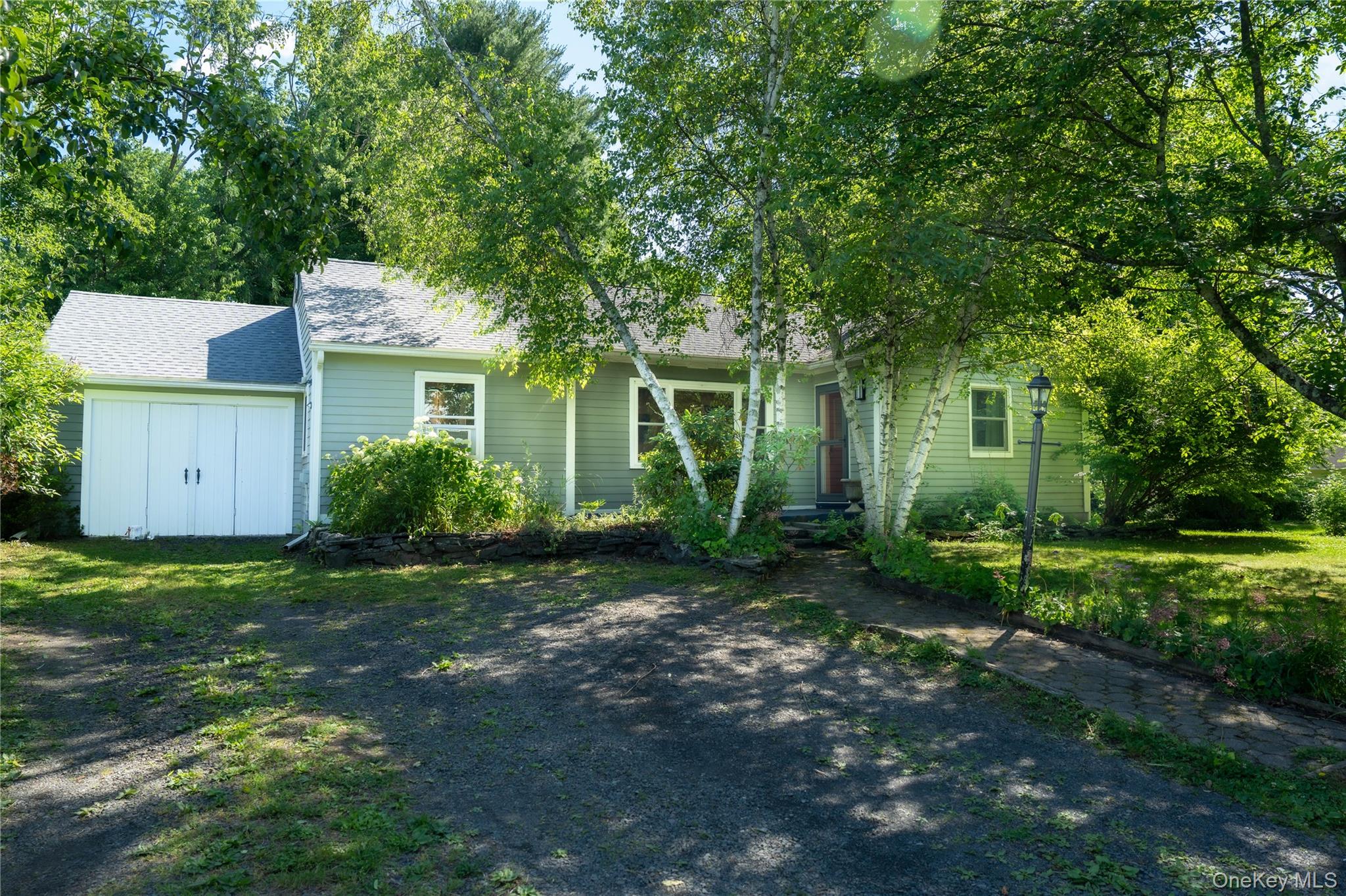 46 Schoonmaker Lane Property Photo 1