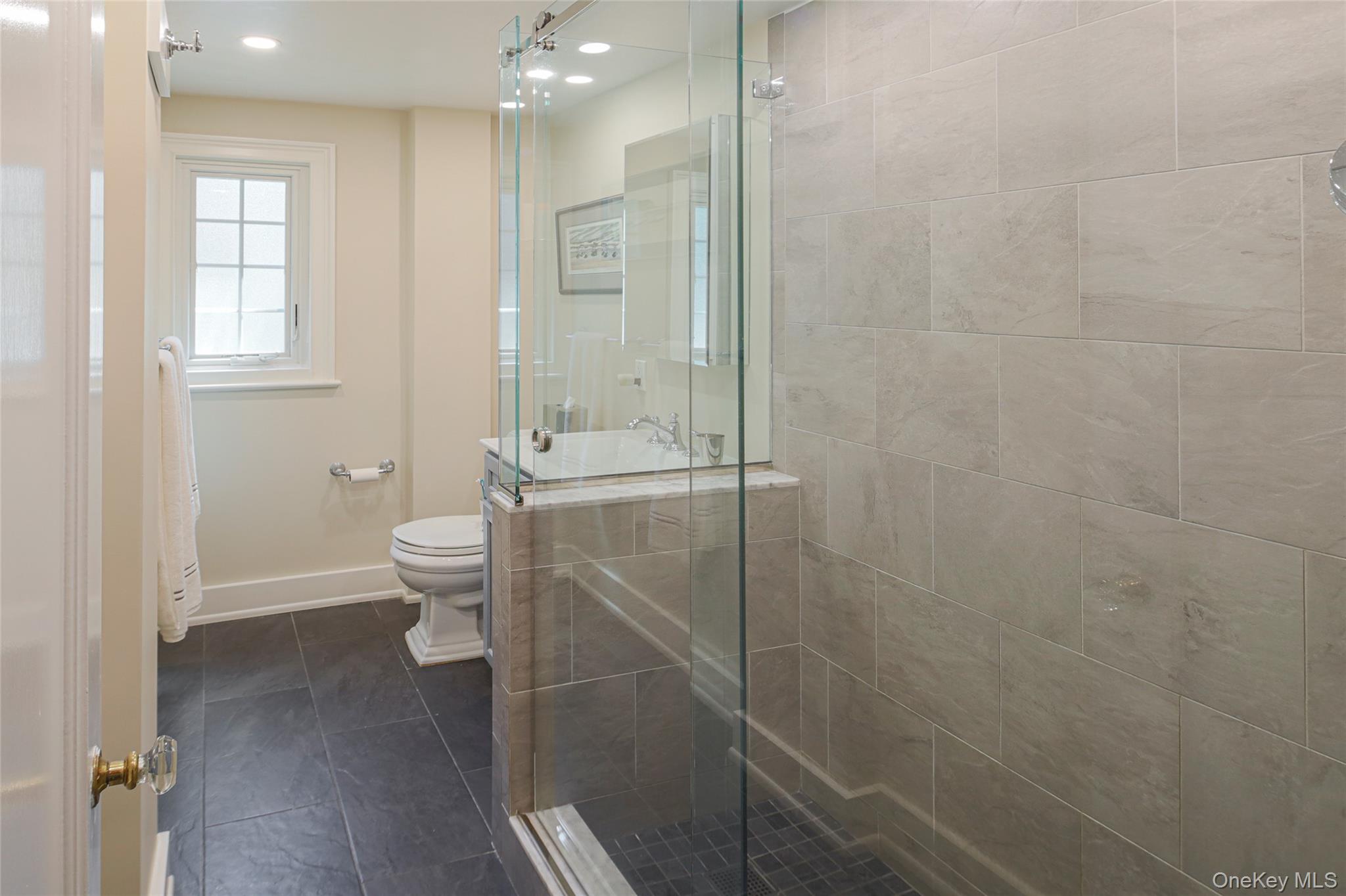 17 Beechtree Lane 2e Property Photo 14