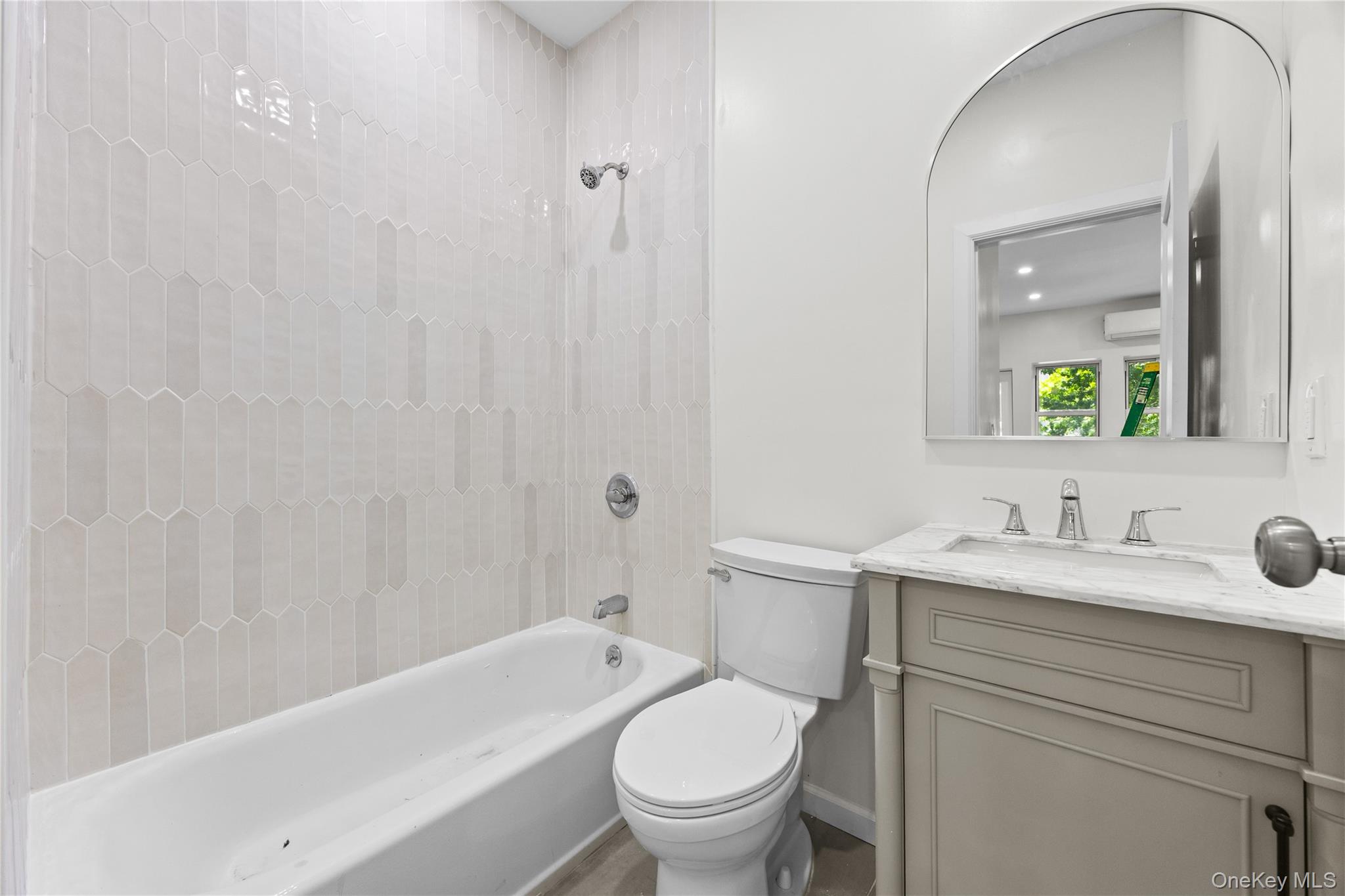 83a Cooper Street Property Photo 8