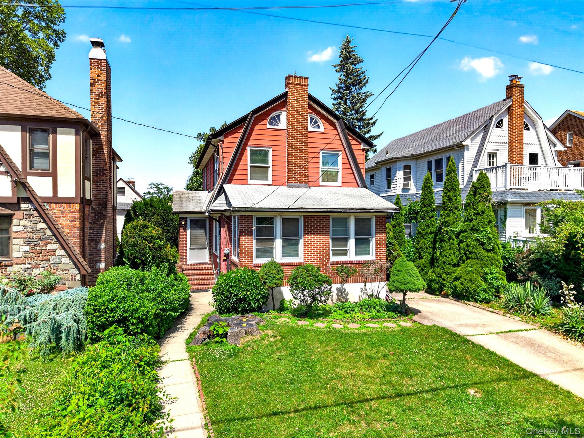27-30 165th Street Property Photo 1
