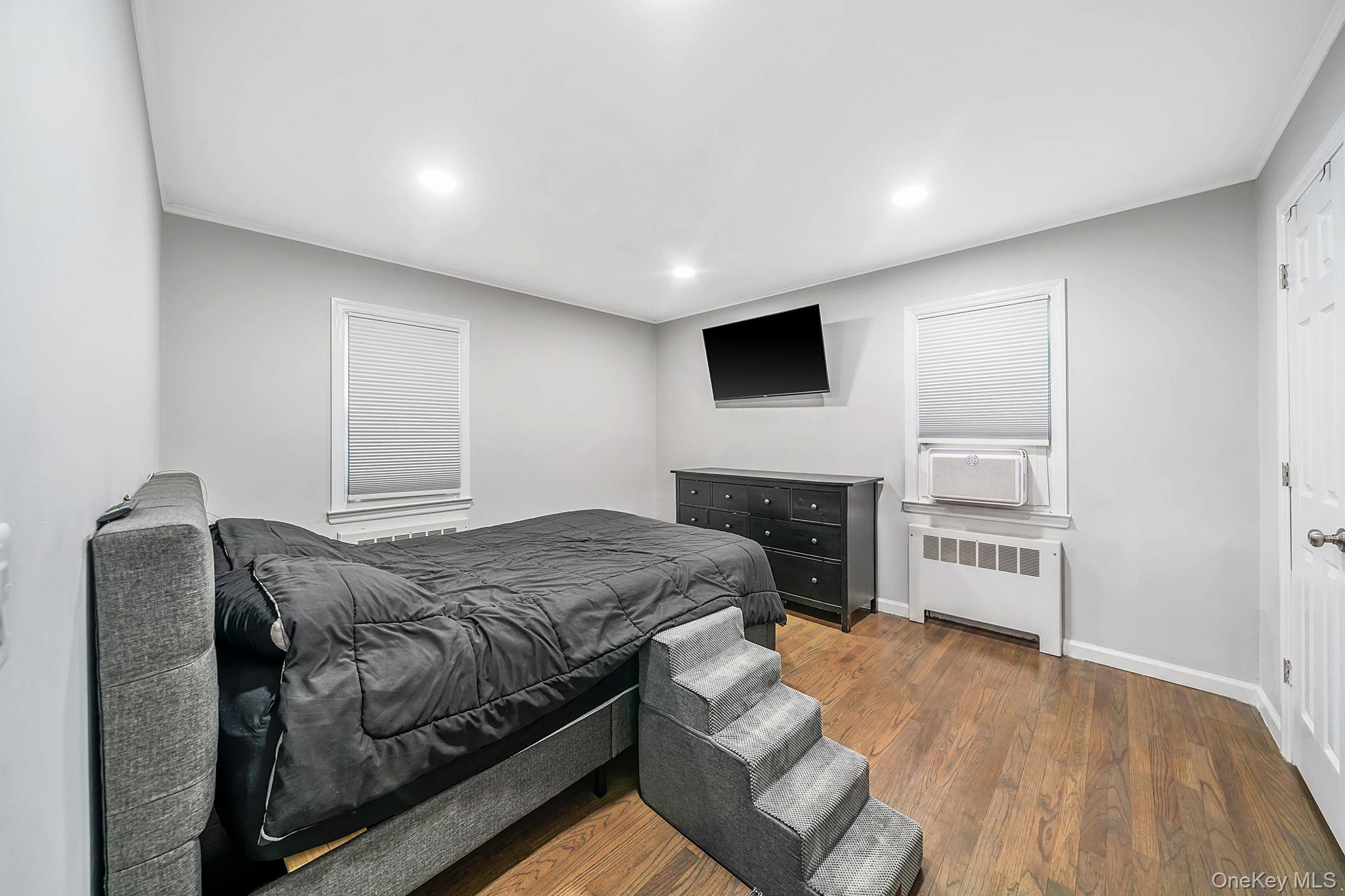 14 Pinelawn Avenue Property Photo 17