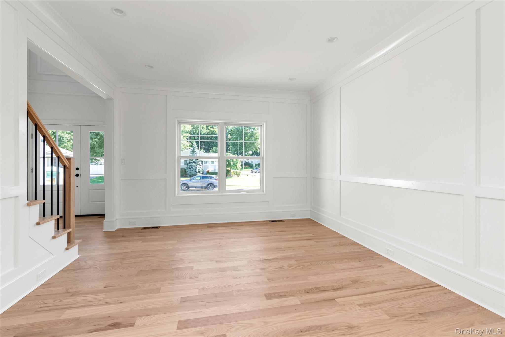 23 Garden Circle Property Photo 3