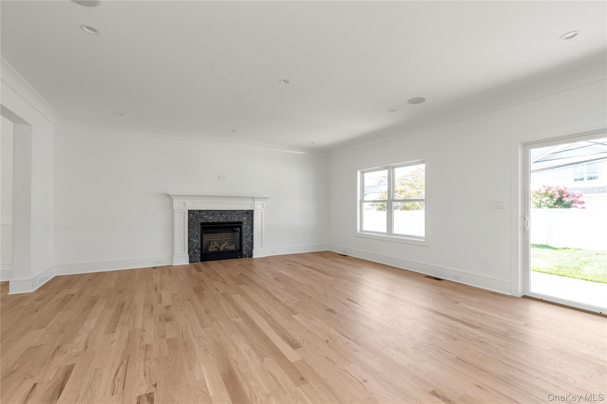 23 Garden Circle Property Photo 10