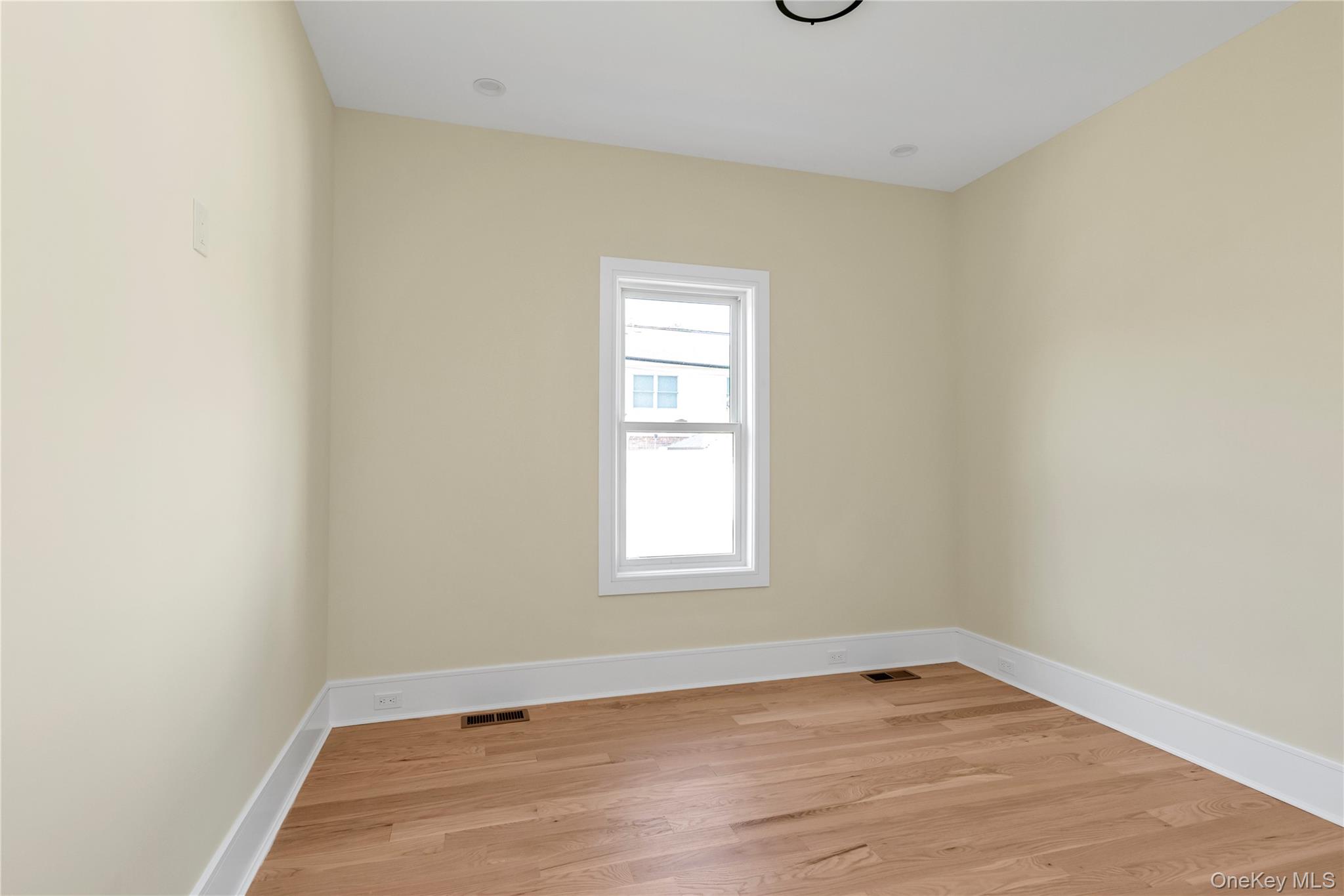 23 Garden Circle Property Photo 11