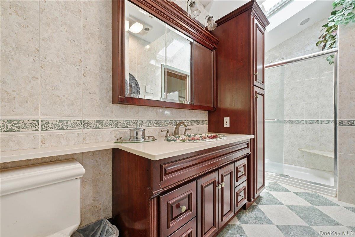 15 Seneca Place Property Photo 17