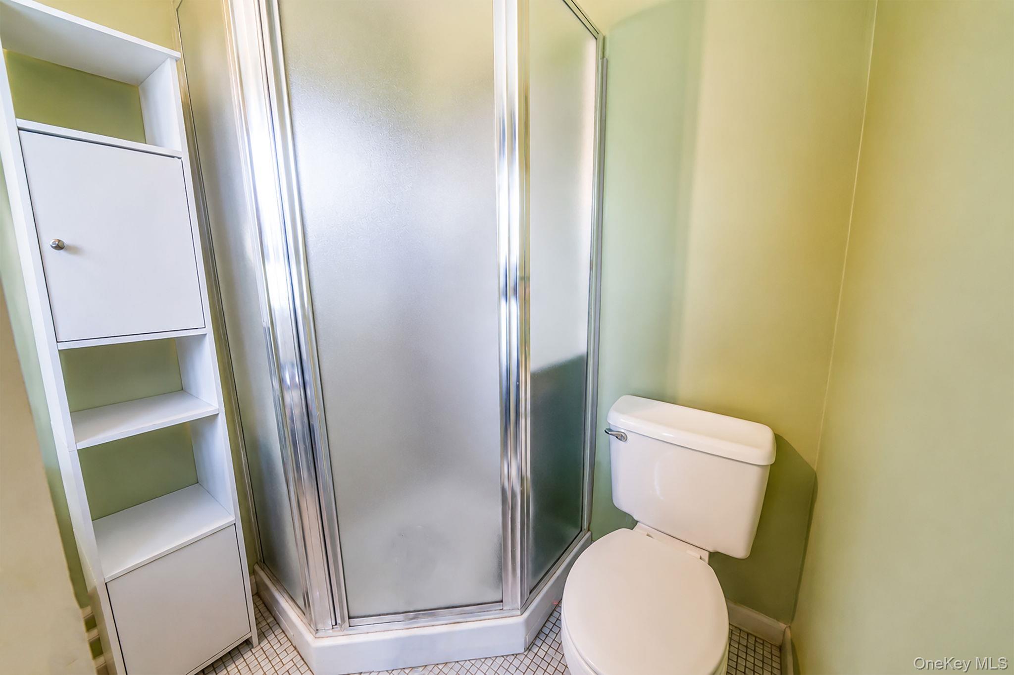 18 E Bay Drive Property Photo 10