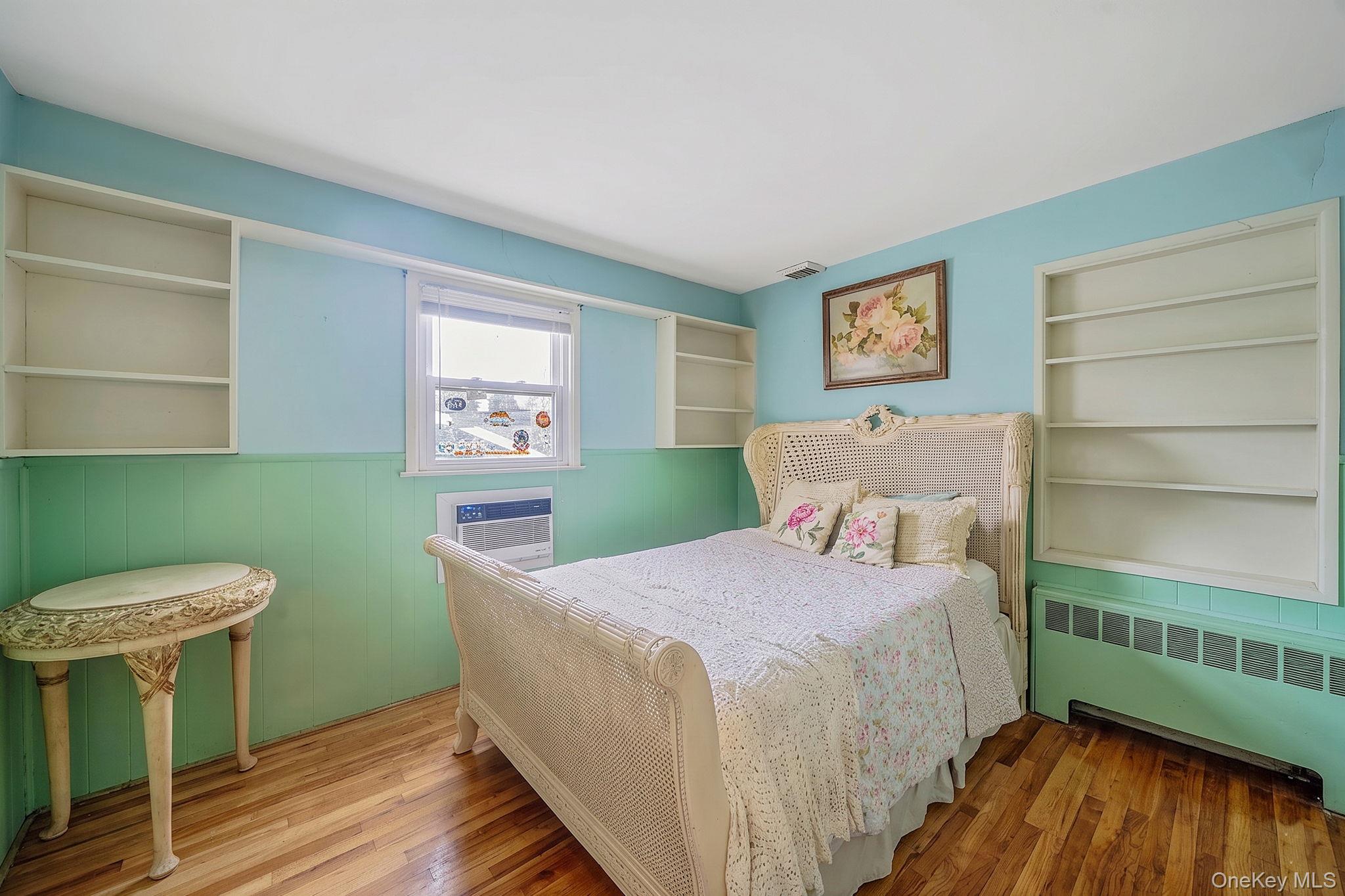 18 E Bay Drive Property Photo 13