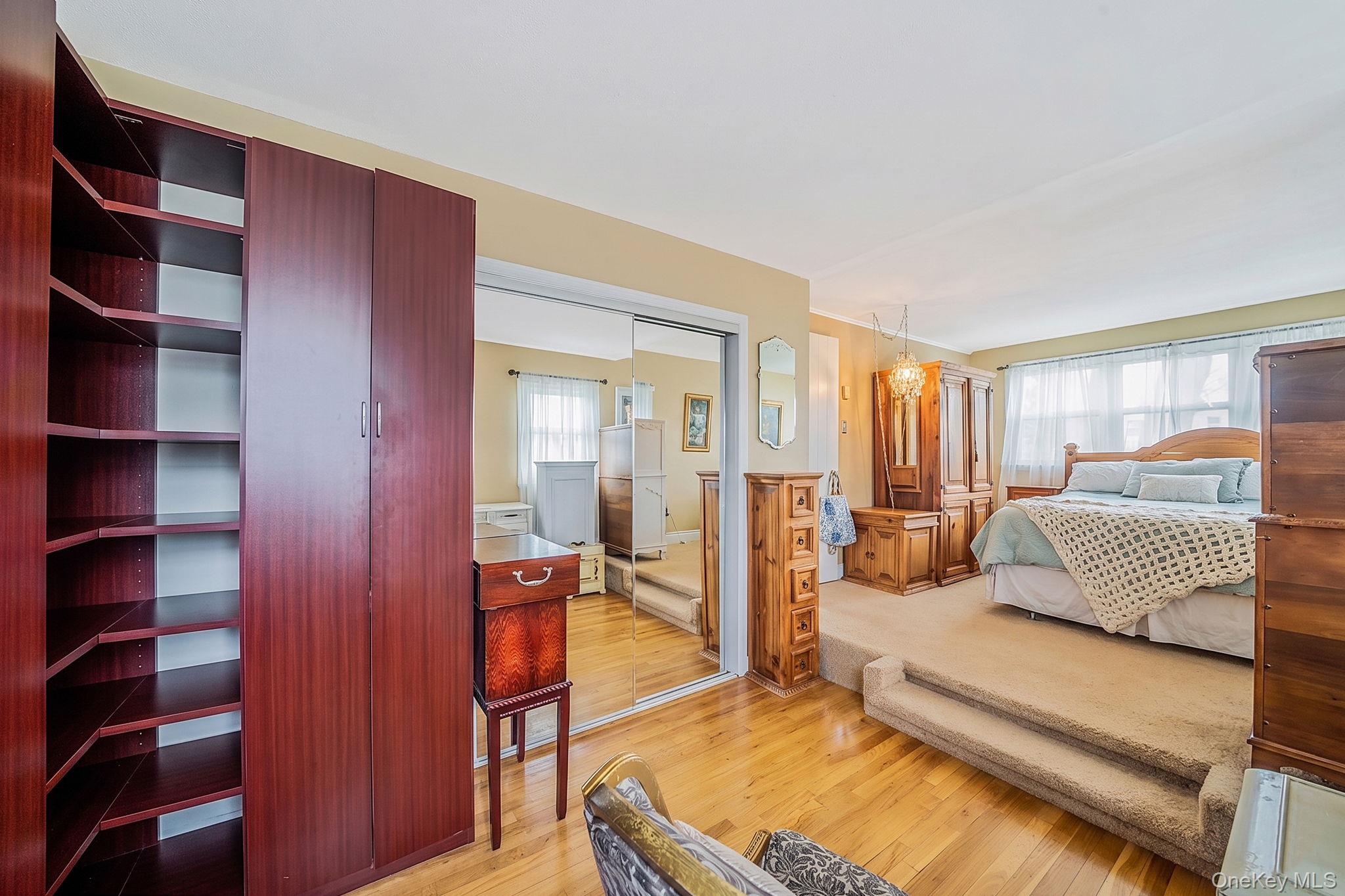 18 E Bay Drive Property Photo 16
