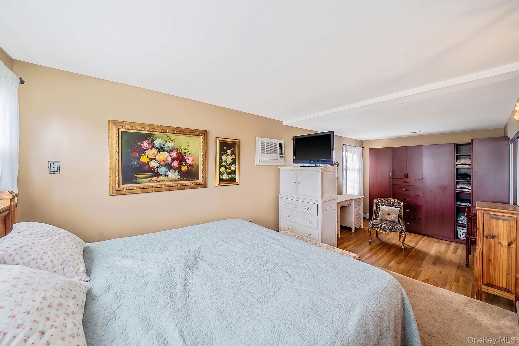 18 E Bay Drive Property Photo 19
