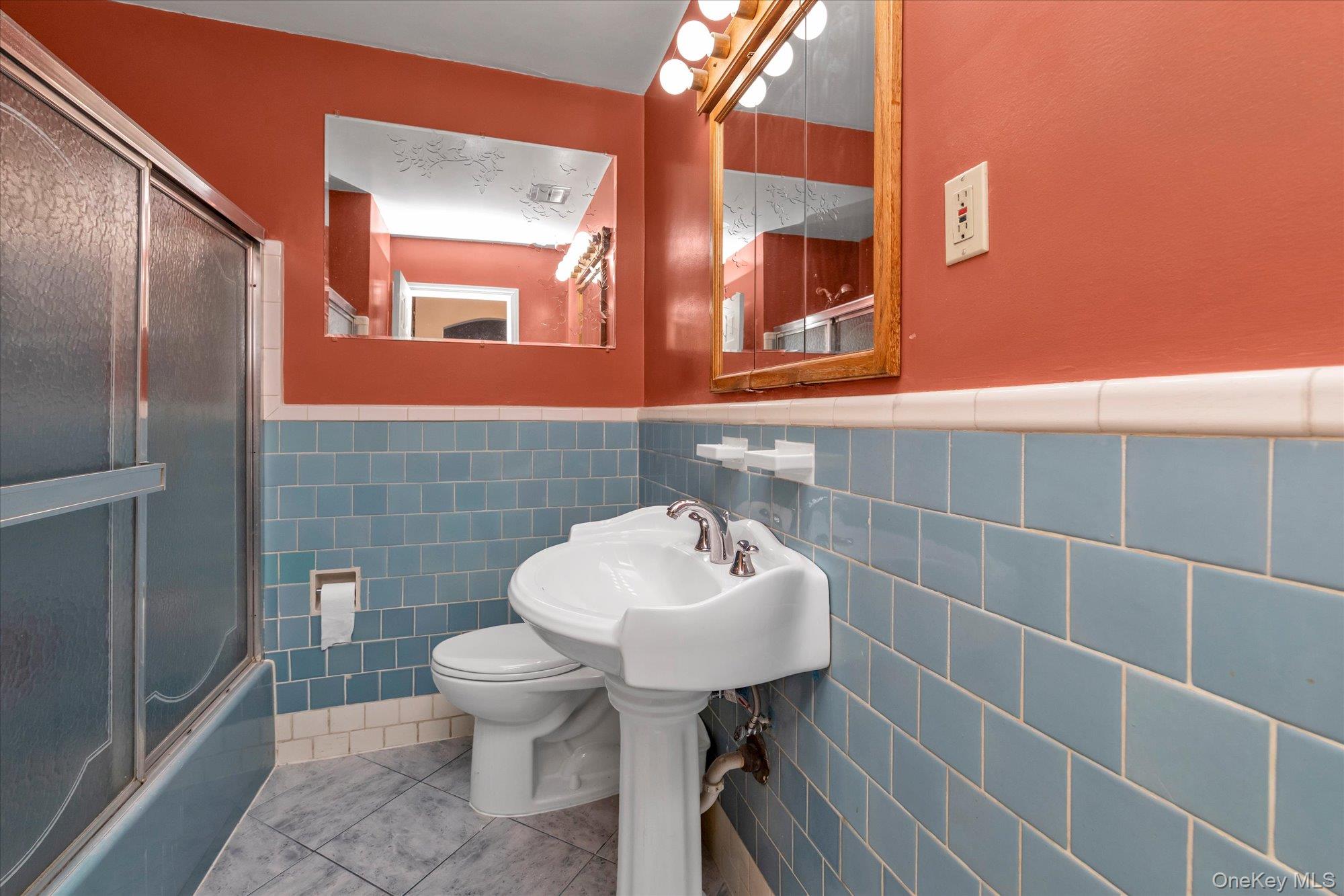 20 Francine Drive Property Photo 6