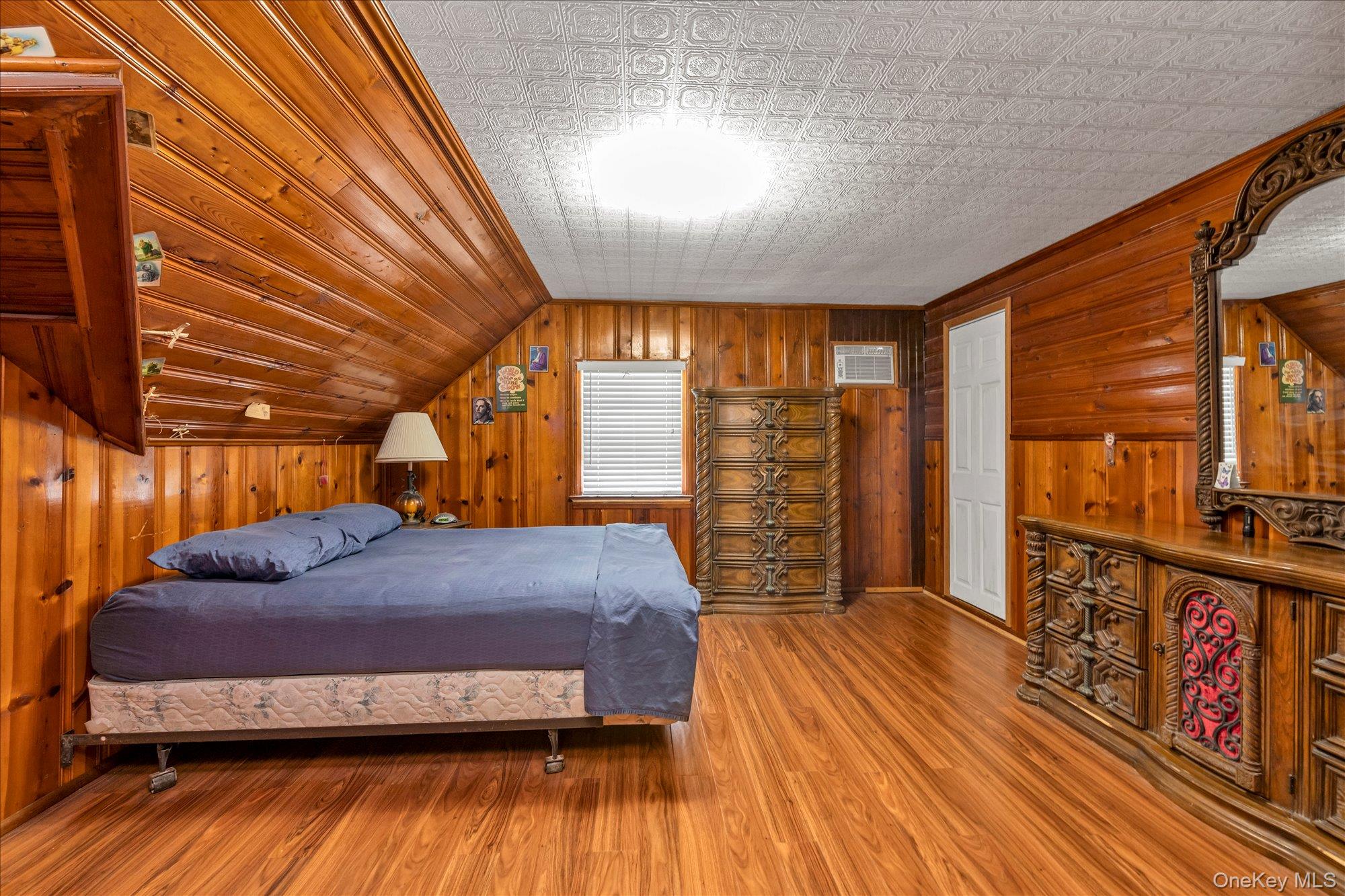 20 Francine Drive Property Photo 8