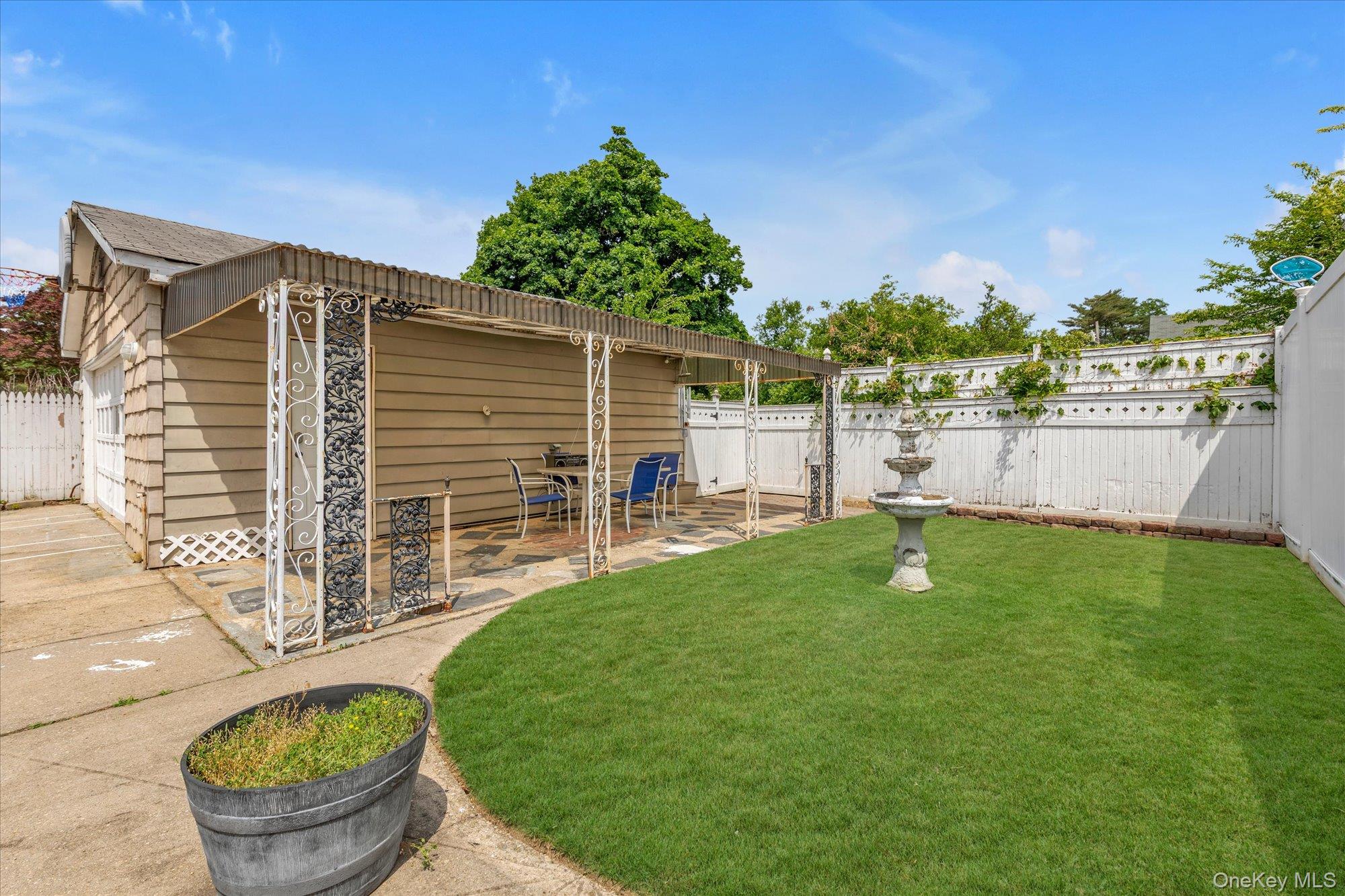 20 Francine Drive Property Photo 13