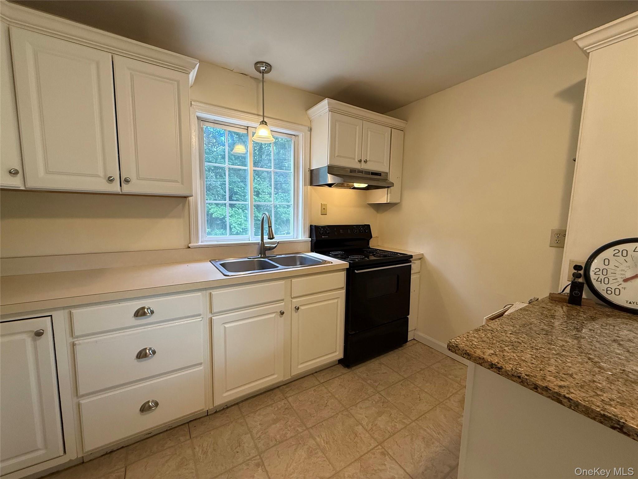 109 Shenandoah Road Property Photo 11