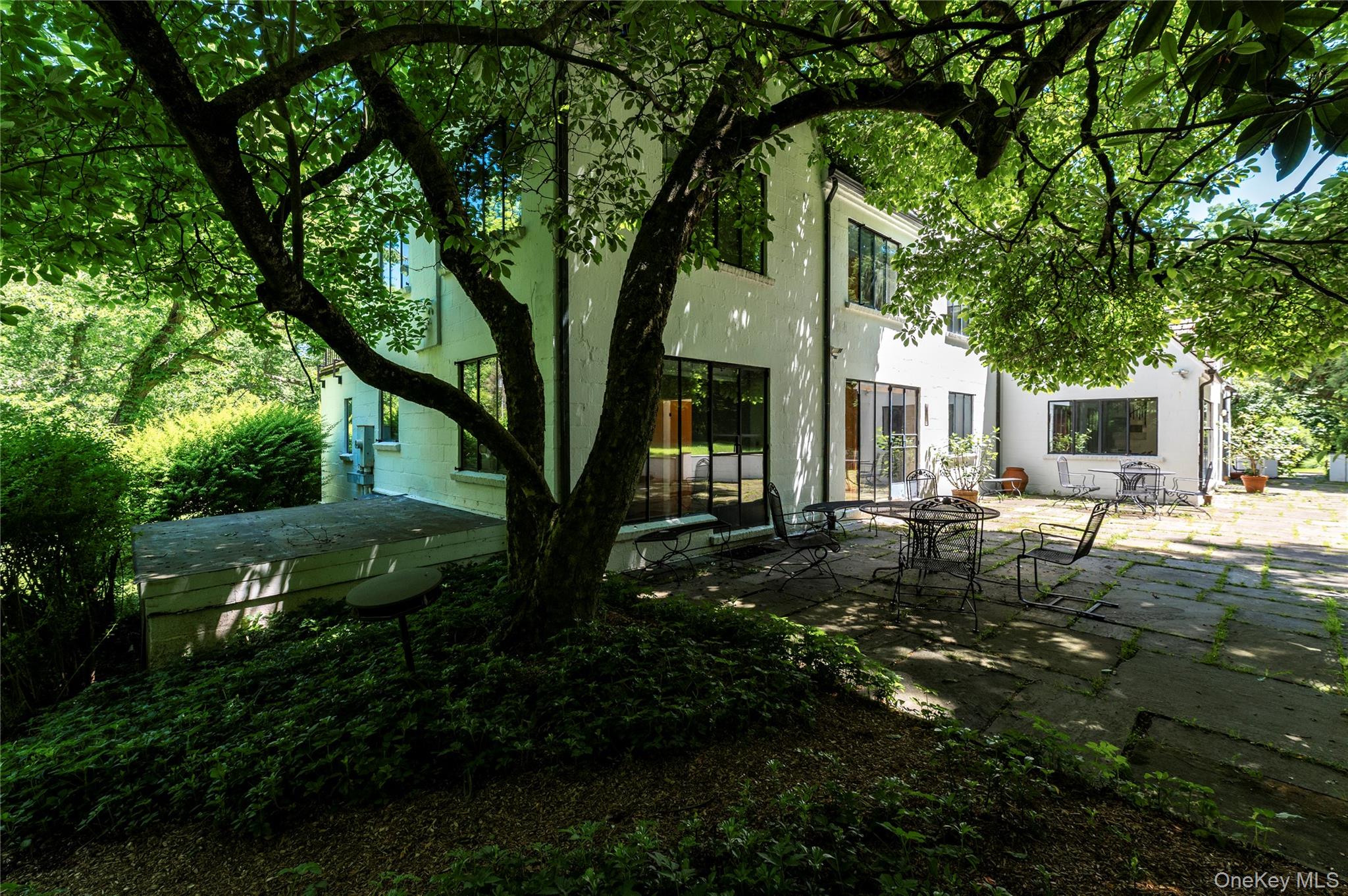 164 S Mountain Road Property Photo 8
