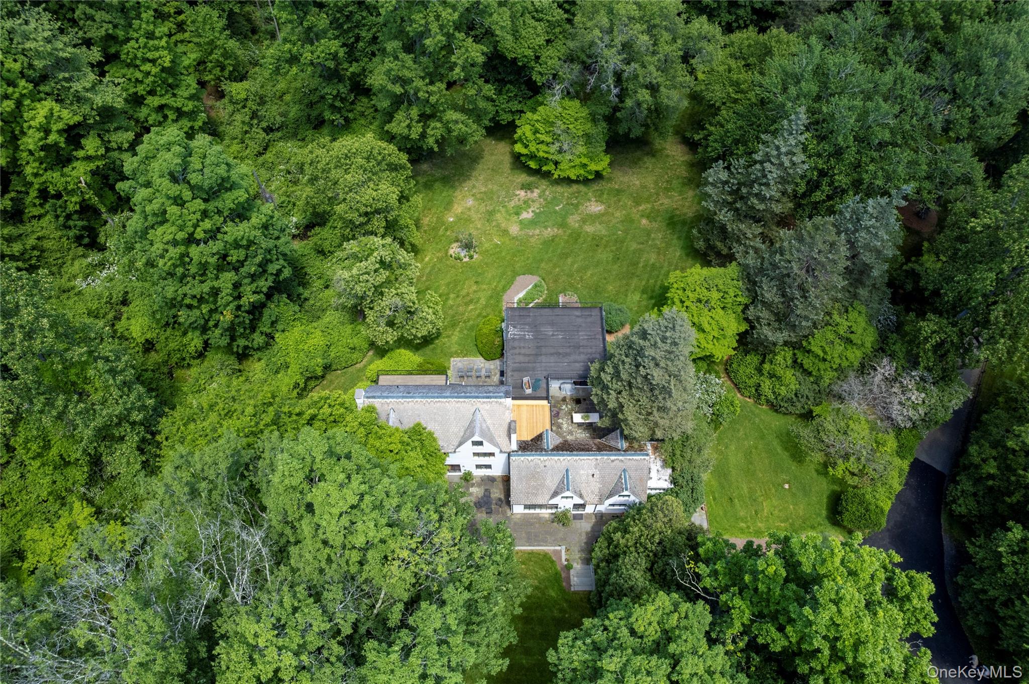 164 S Mountain Road Property Photo 15