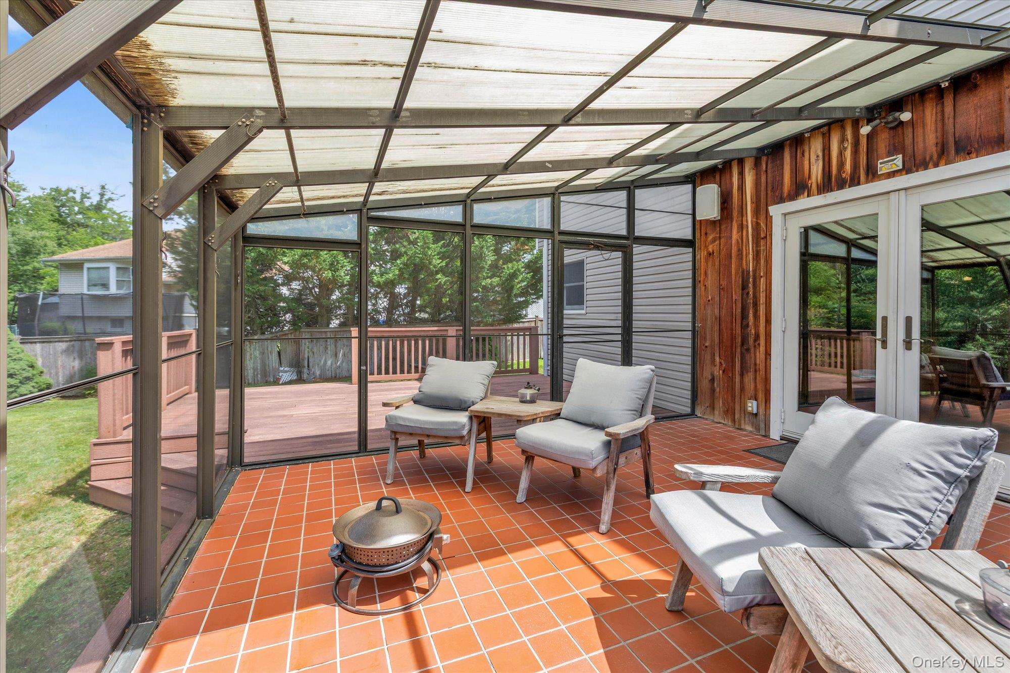7 Freedom Court Property Photo 18