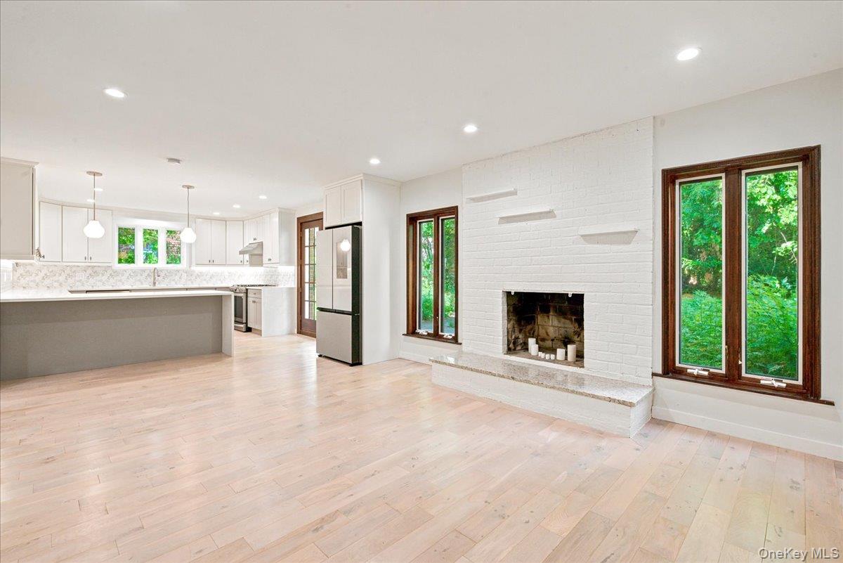 152 Whitson Street Property Photo 13