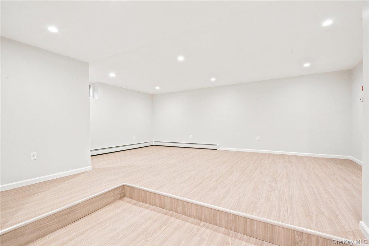 152 Whitson Street Property Photo 18