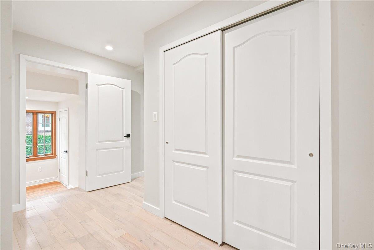 152 Whitson Street Property Photo 28