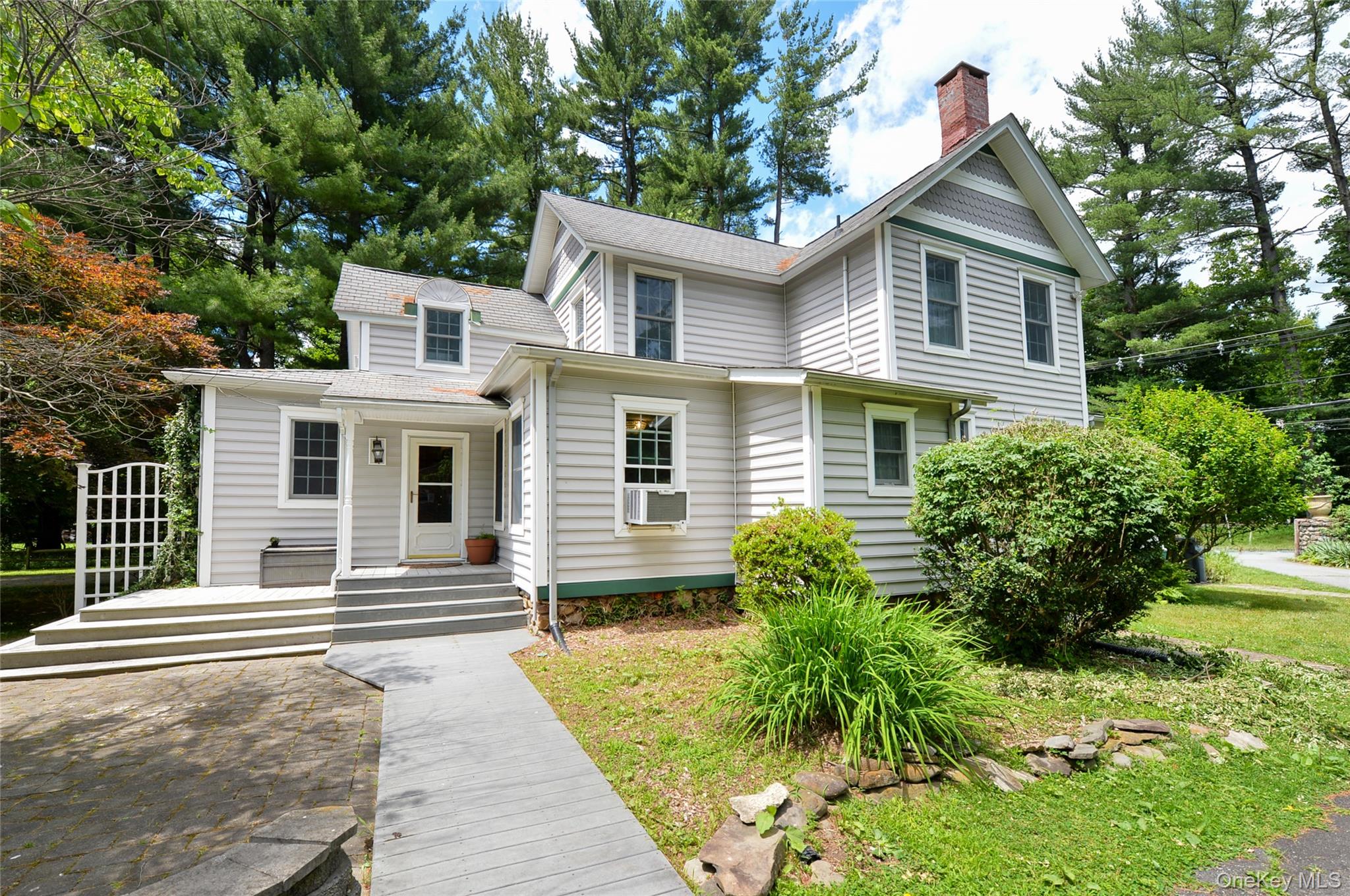 28 Montebello Road Property Photo 7