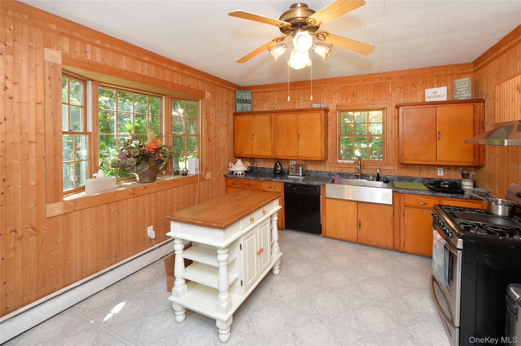 28 Montebello Road Property Photo 8