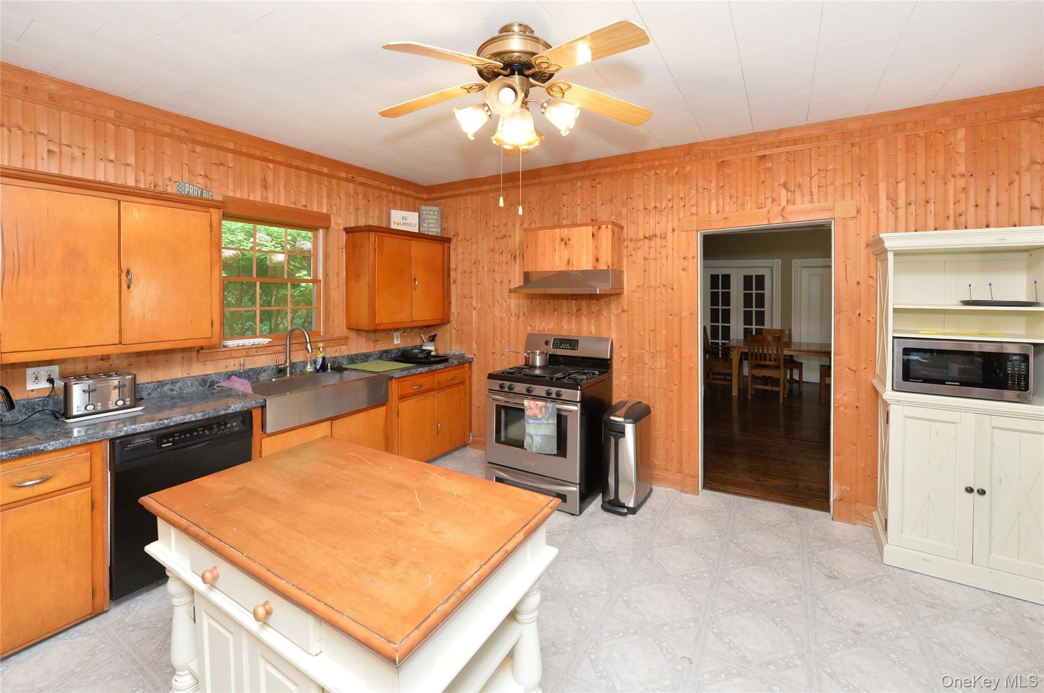28 Montebello Road Property Photo 9