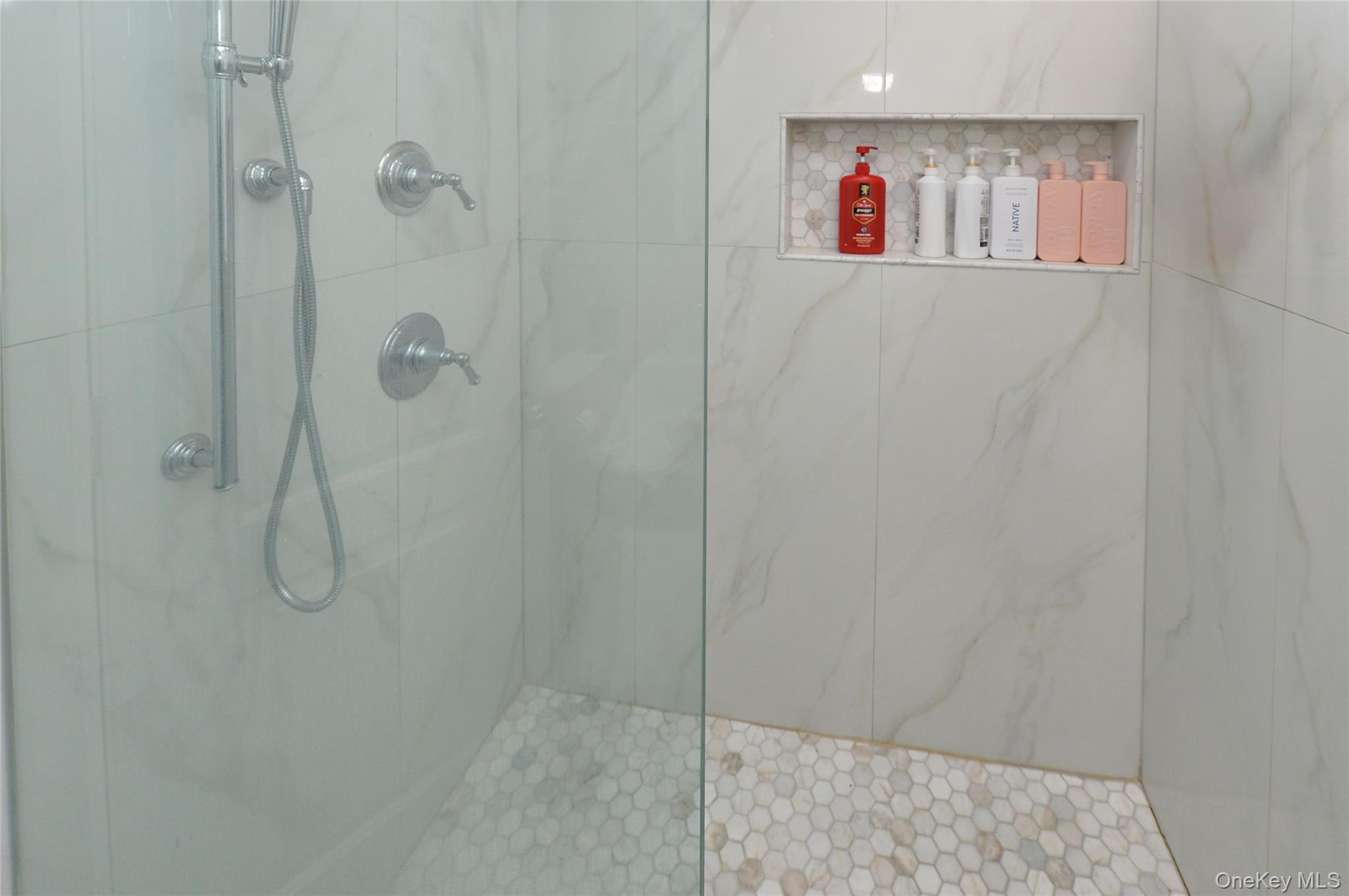 28 Montebello Road Property Photo 14