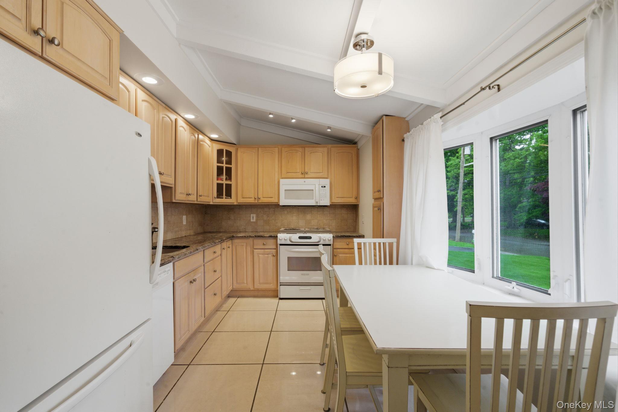 16 Lodge Lane Property Photo 6