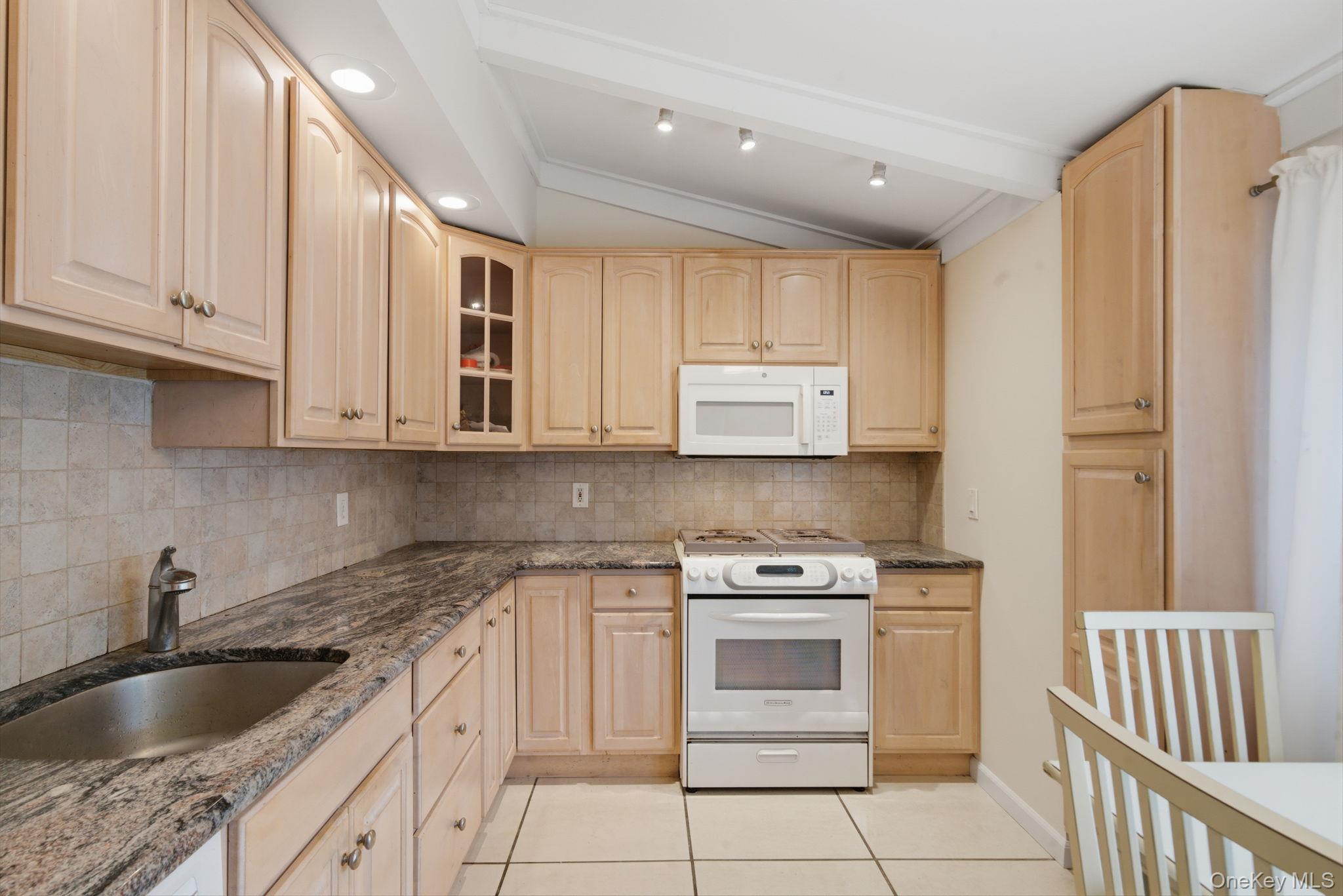 16 Lodge Lane Property Photo 7