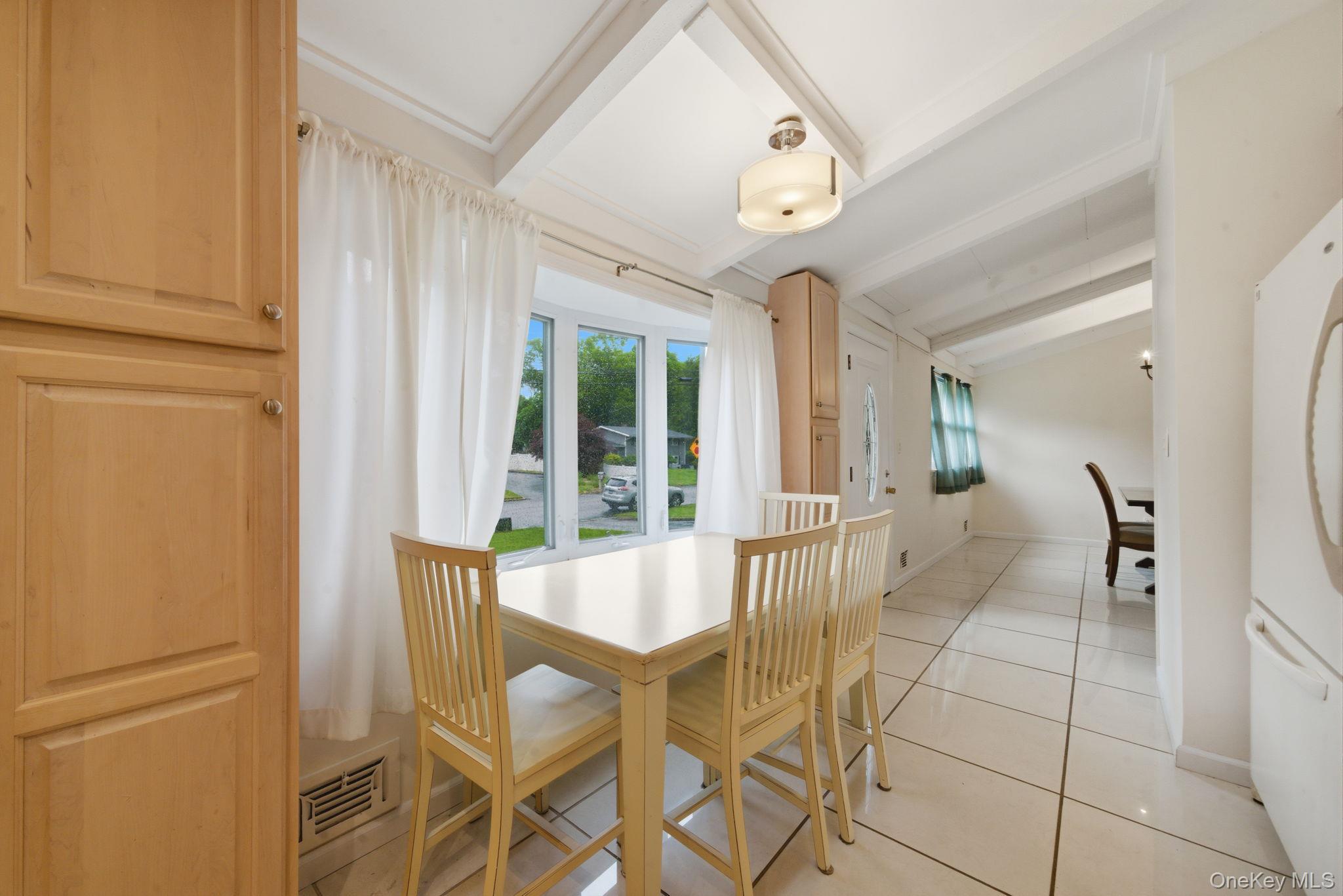 16 Lodge Lane Property Photo 8