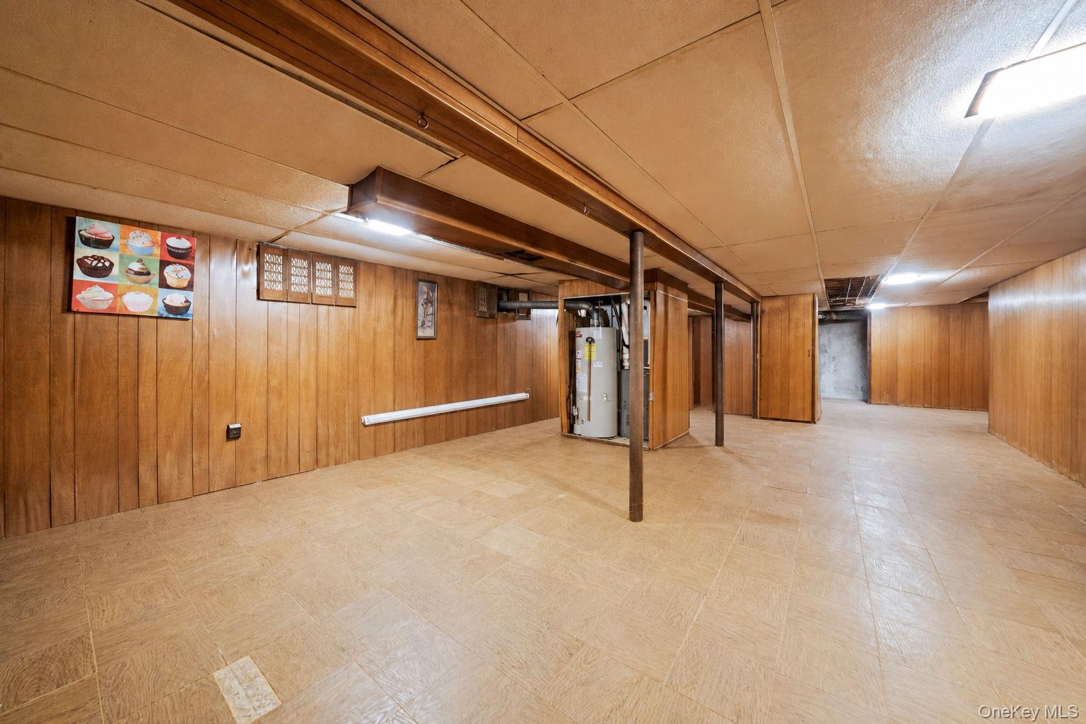 16 Lodge Lane Property Photo 19