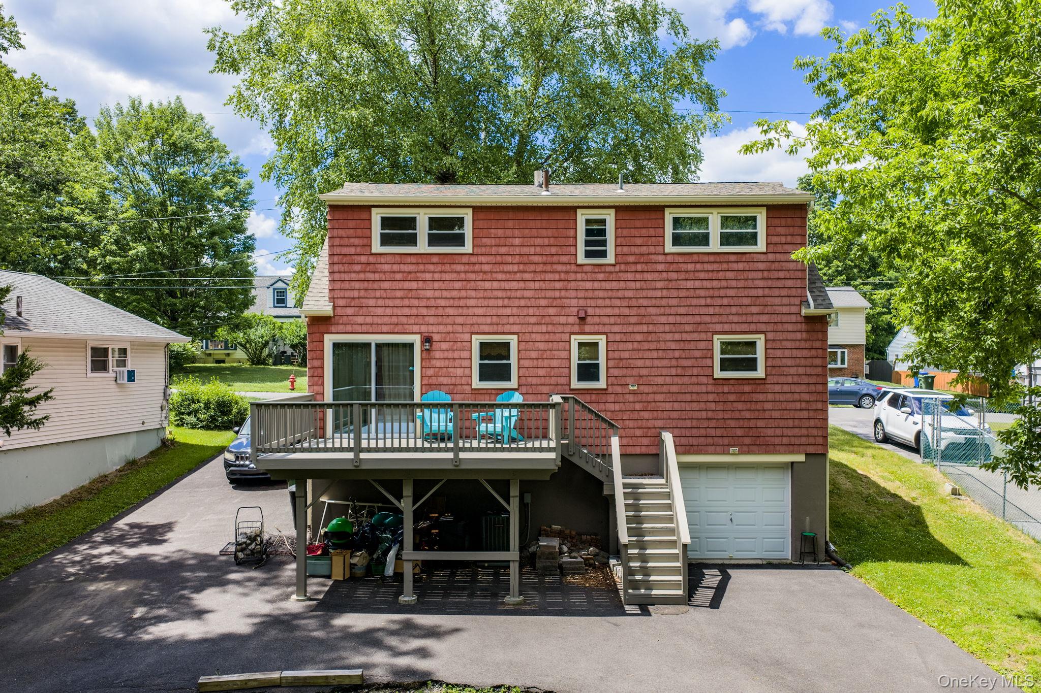 24 Mountain Avenue Property Photo 4