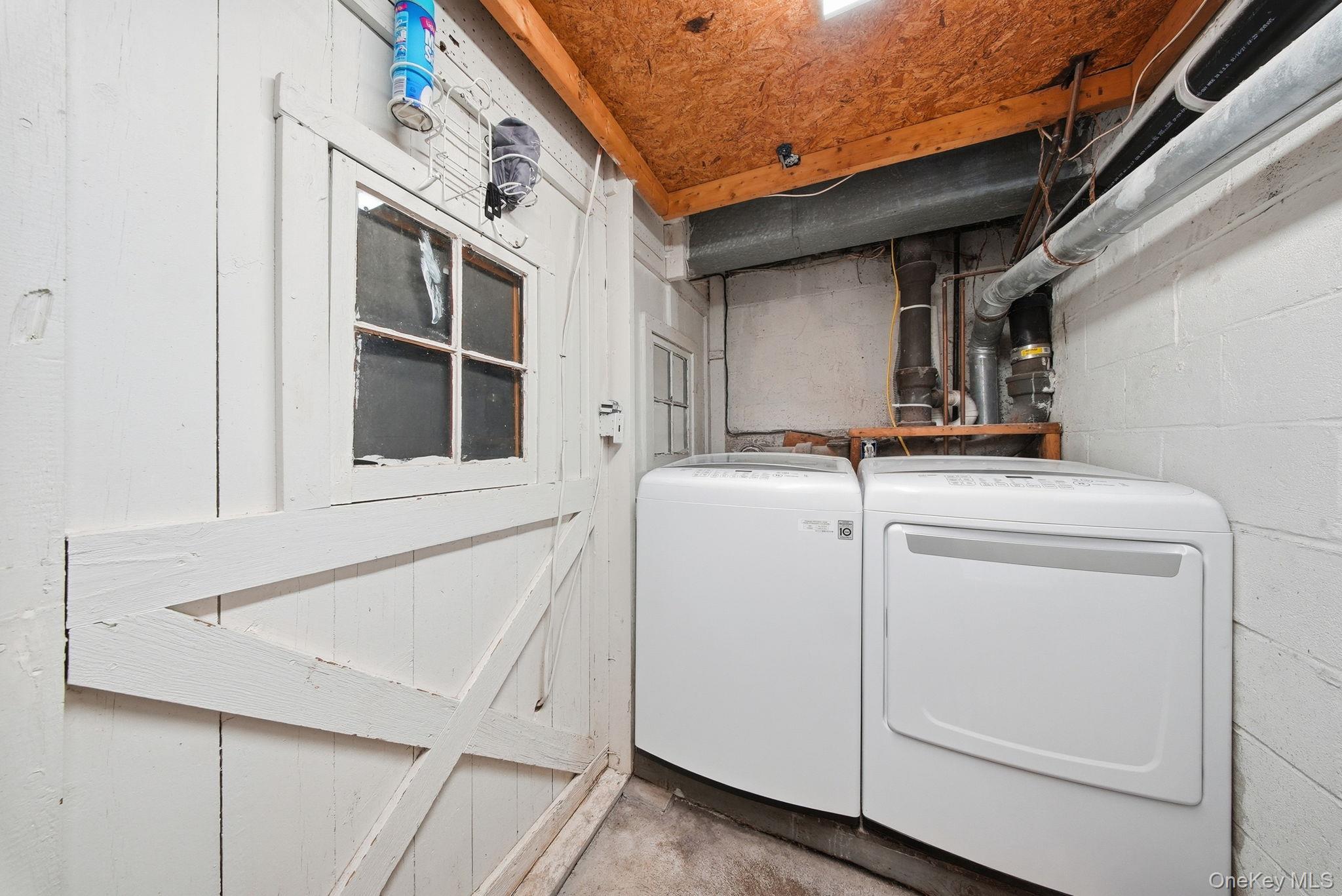 24 Mountain Avenue Property Photo 31