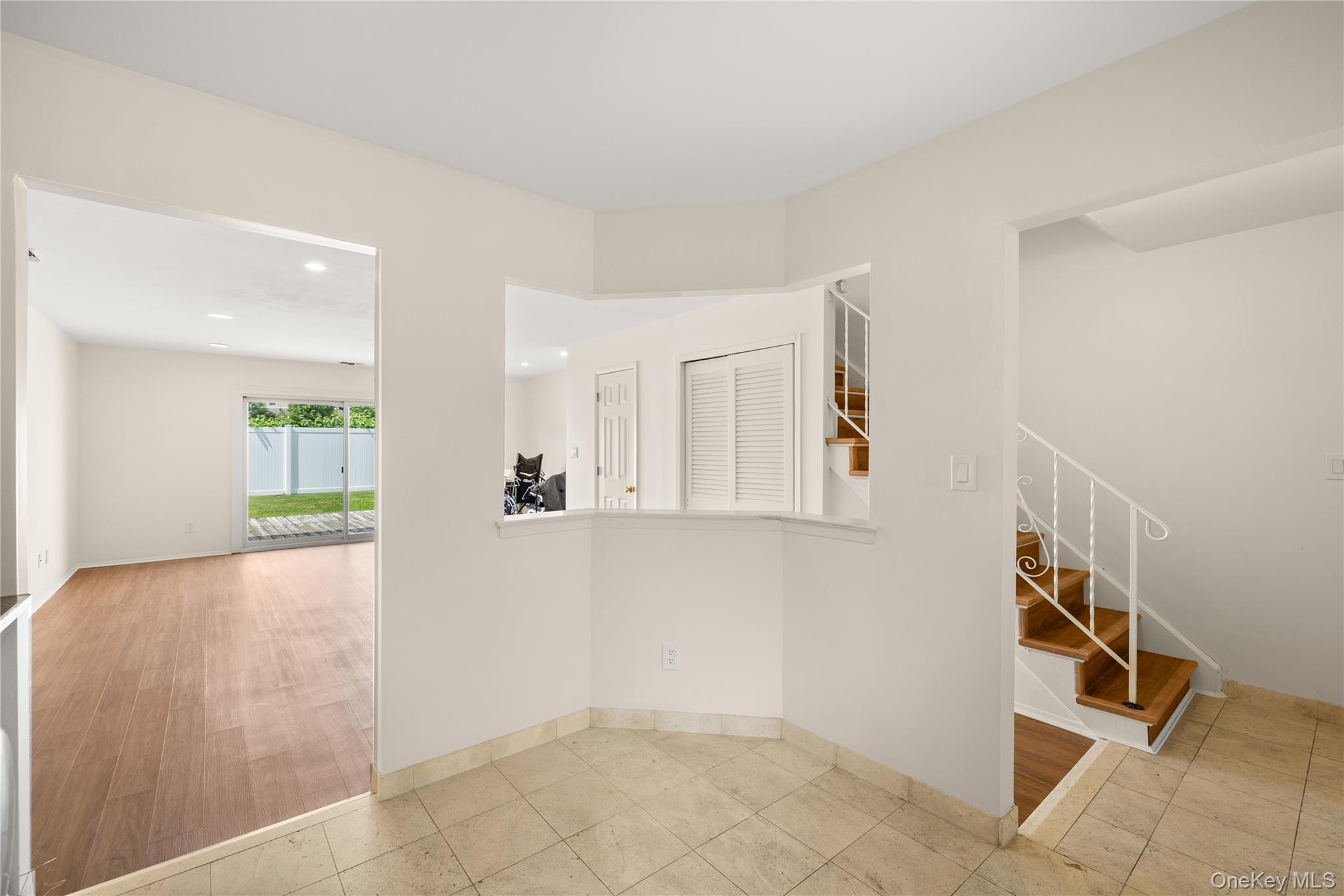 650 Newbridge Road 15 Property Photo 7