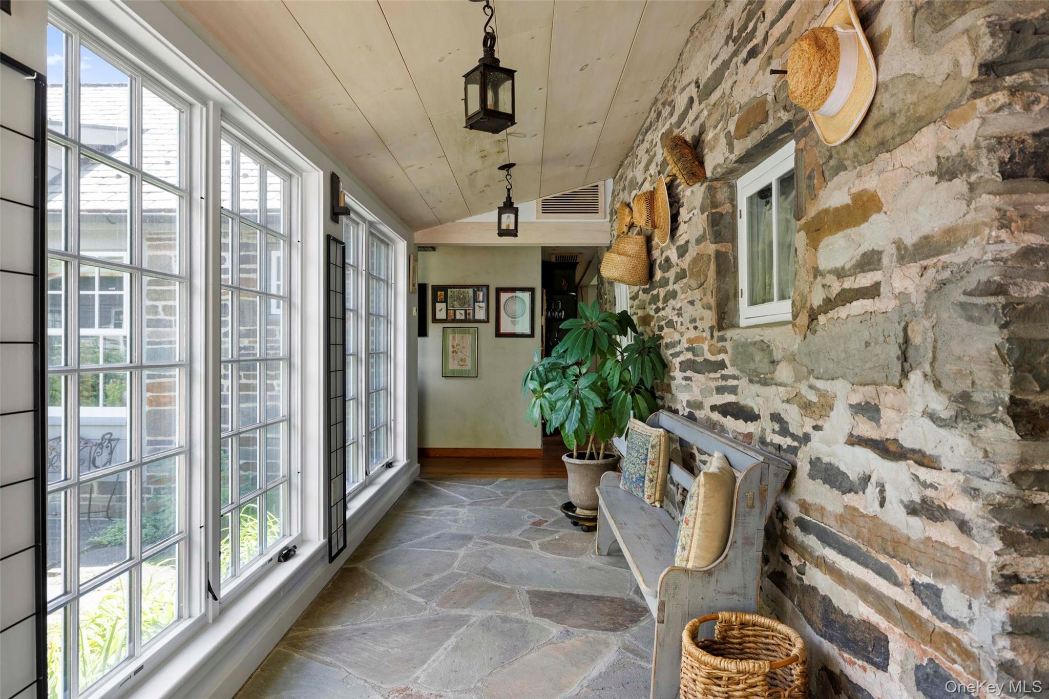 1389 Route 212 Property Photo 21