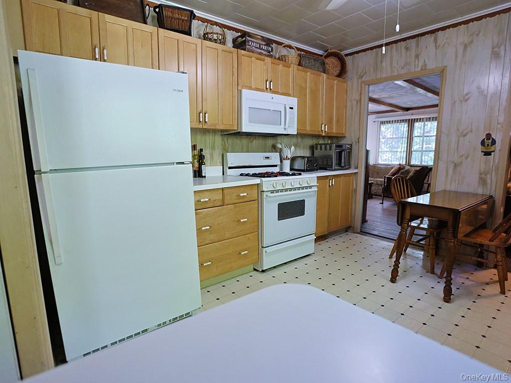 16 Highview Avenue Property Photo 7