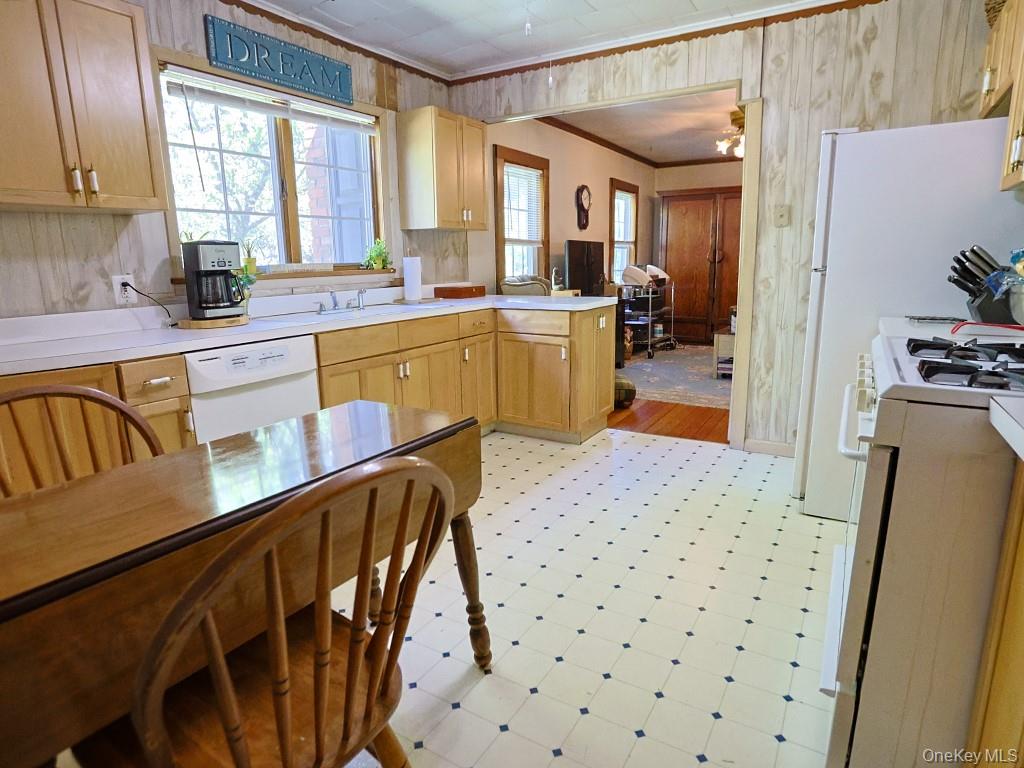 16 Highview Avenue Property Photo 11