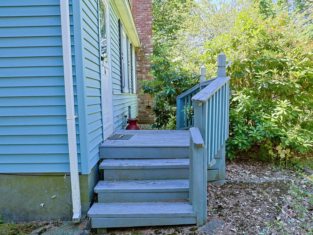 16 Highview Avenue Property Photo 26