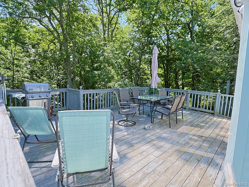 16 Highview Avenue Property Photo 36