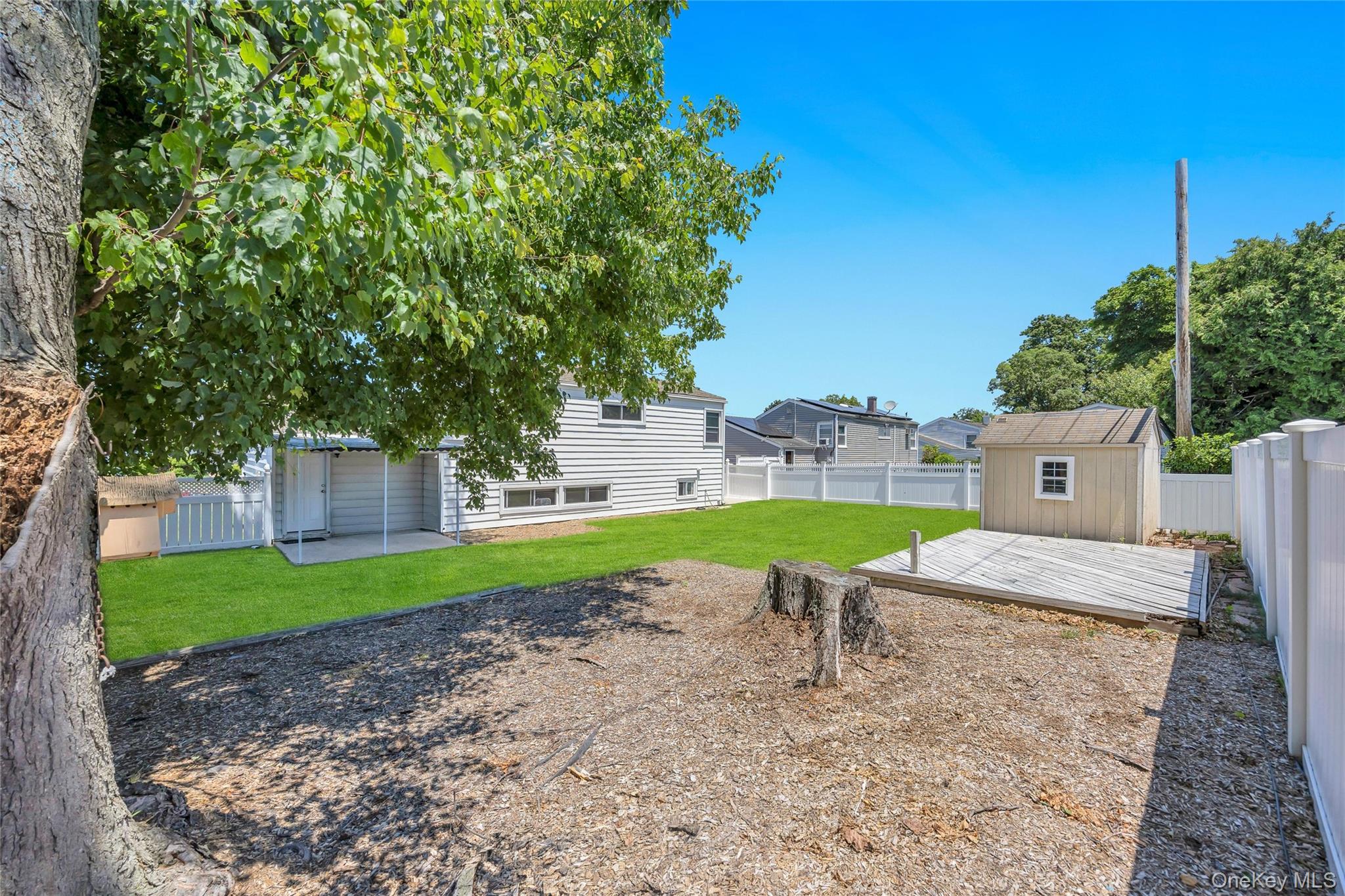 112 Washington Street Property Photo 8