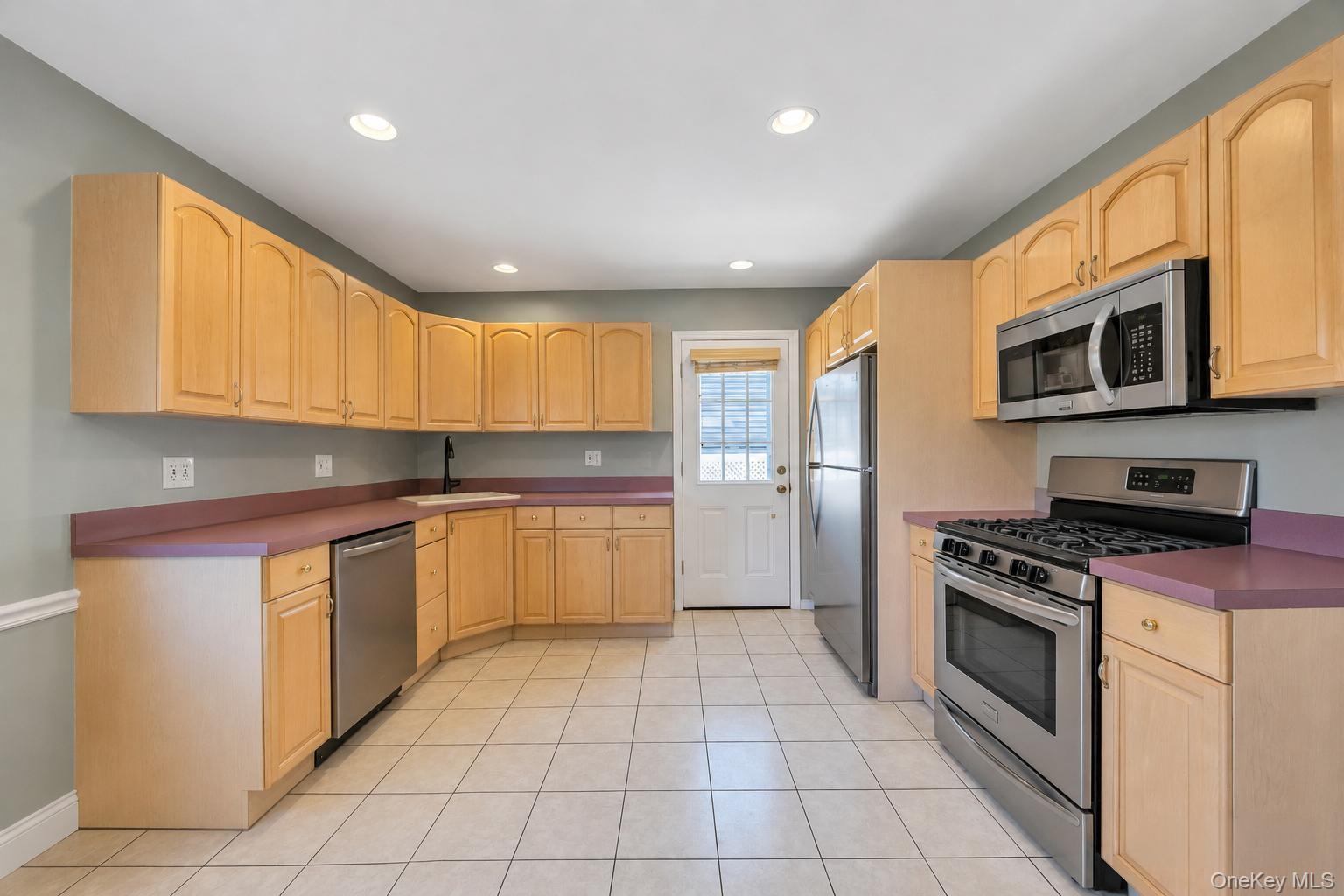 112 Washington Street Property Photo 15