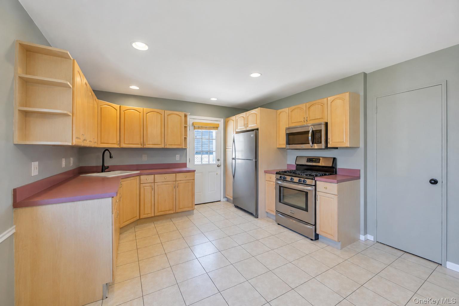 112 Washington Street Property Photo 16